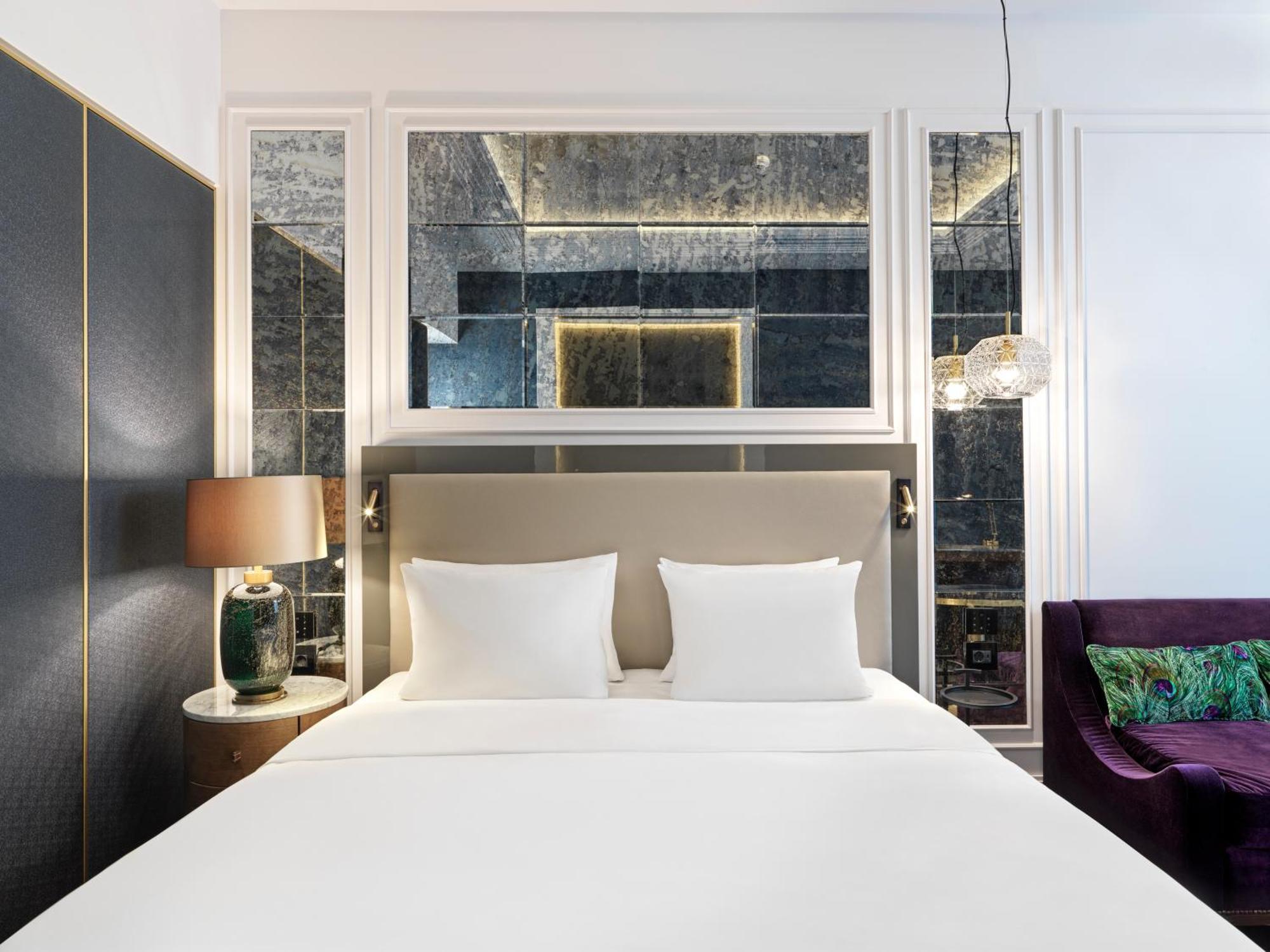 Executive King Room