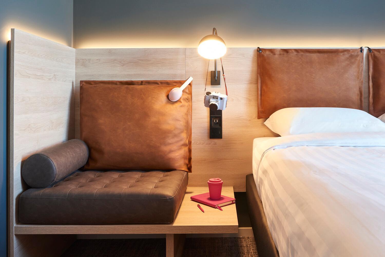 Moxy Kamer met Queensize Bed
