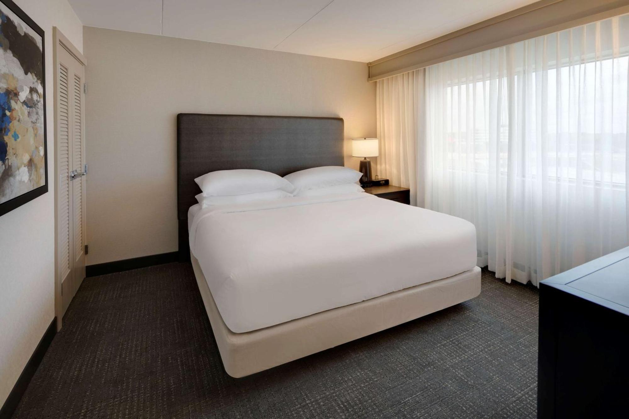 Two-Bedroom King Suite with Roll-In Shower - Mobility Accessible