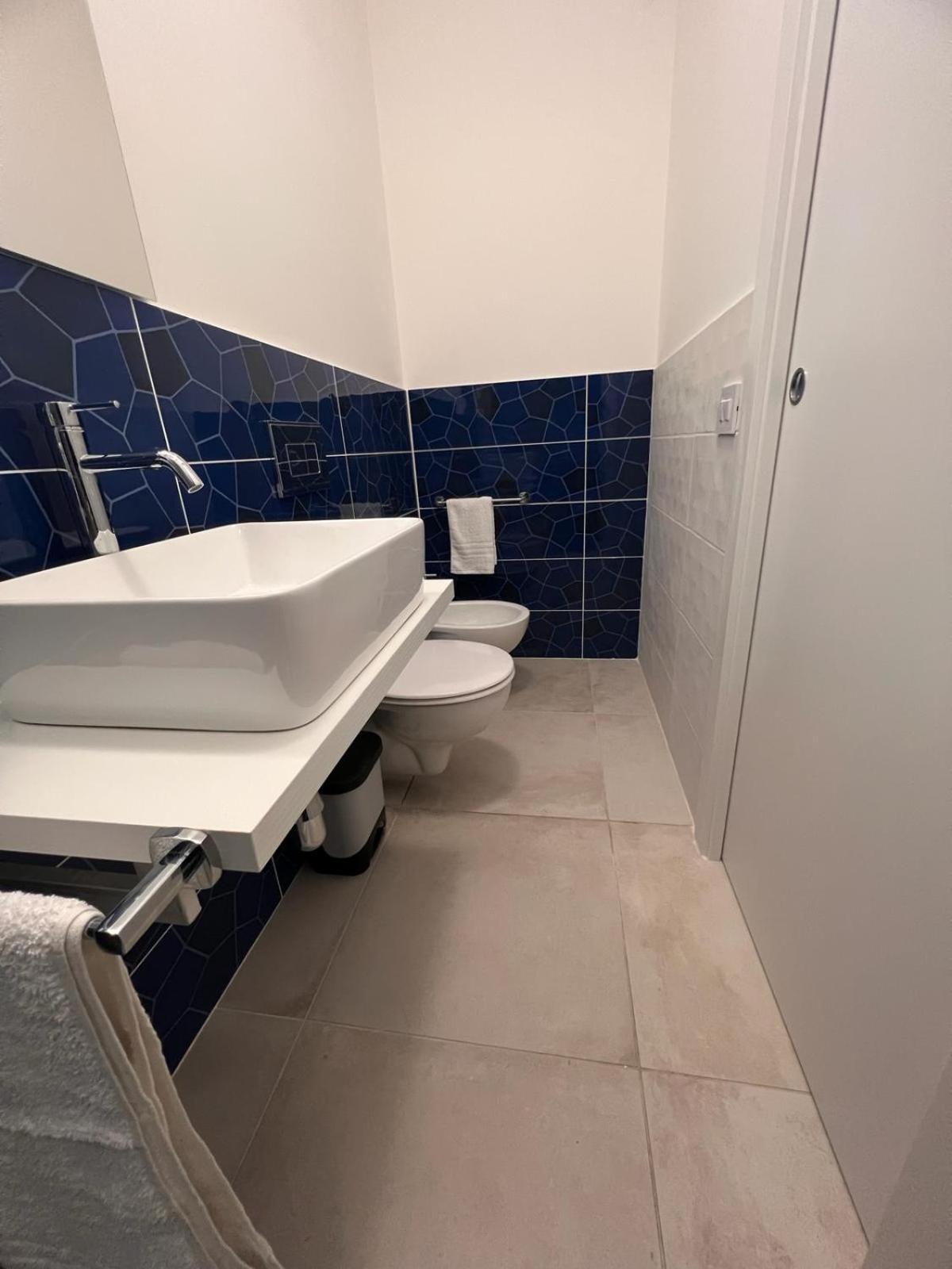 Deluxe Double Room with Balcony and Sea View,1573809092:JPEG