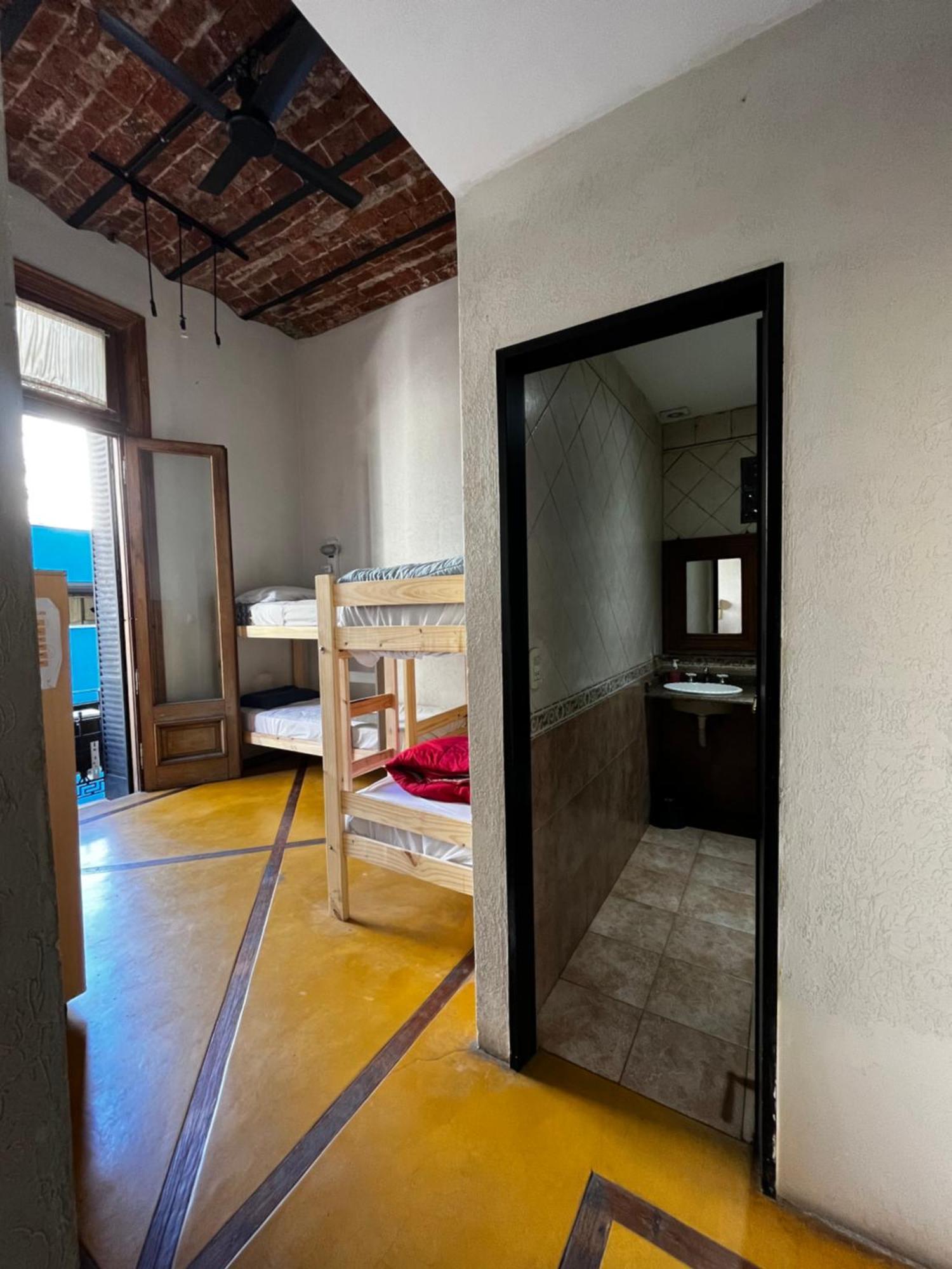 Bed 4-Bed Mixed Dormitory Room