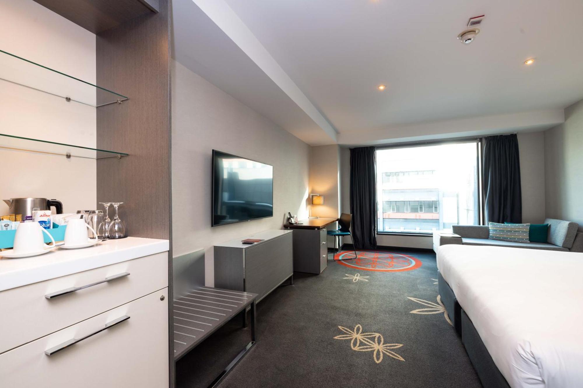 Accessible King Room