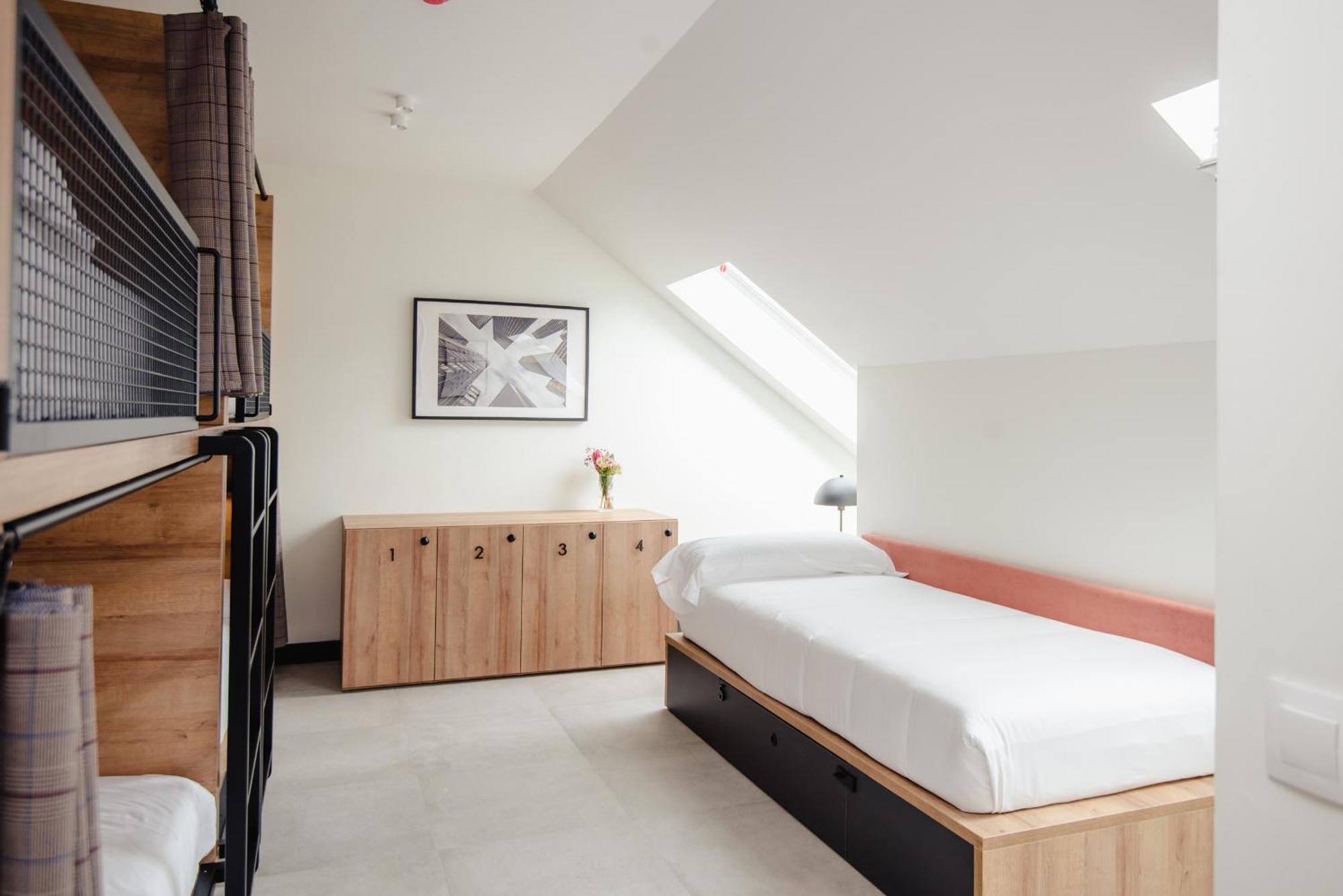 Bunk 5-Bed Mixed Dormitory Room