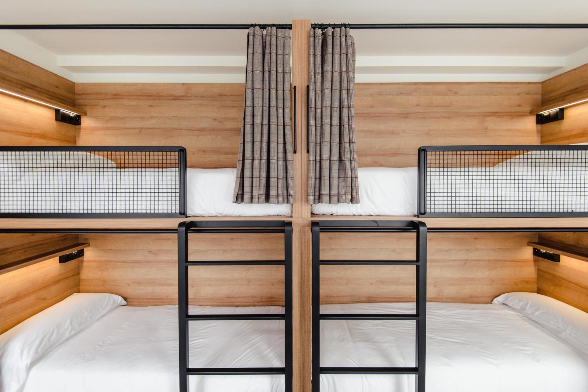 Bunk 5-Bed Mixed Dormitory Room