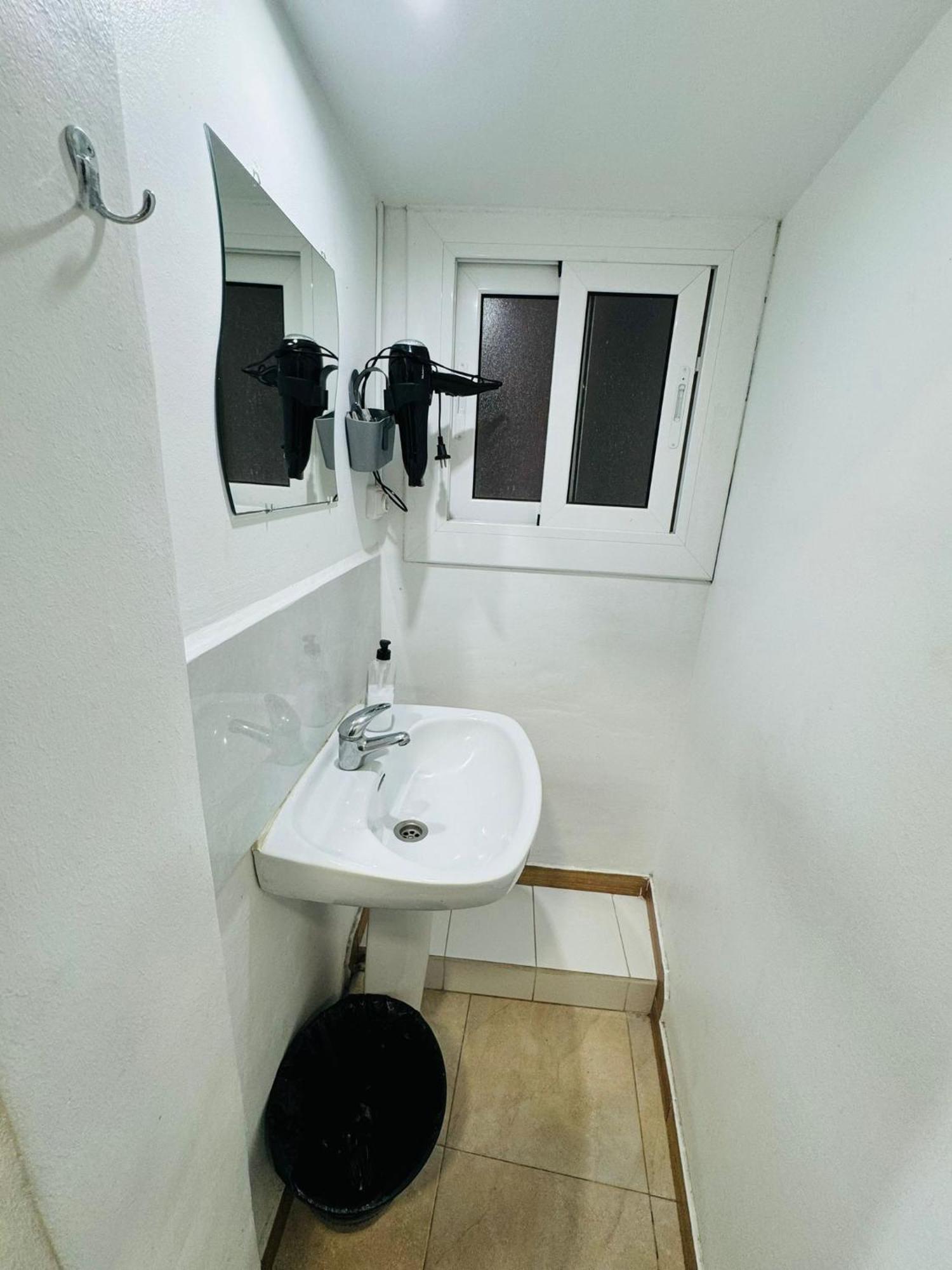 Large Single Room
