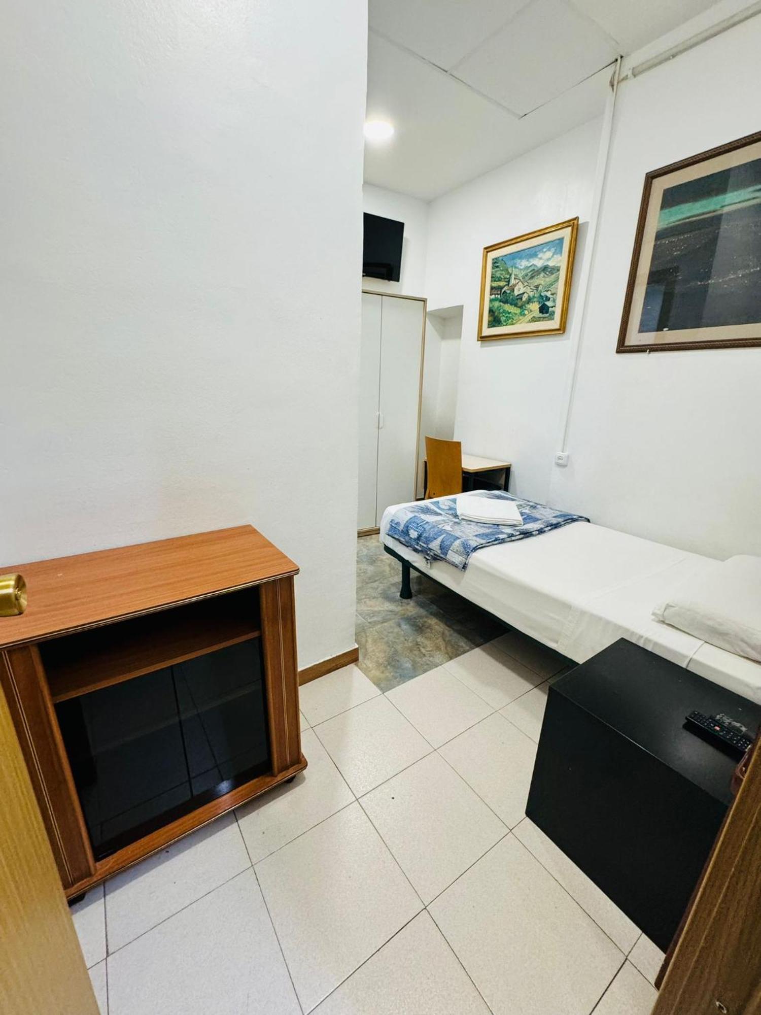 Large Single Room