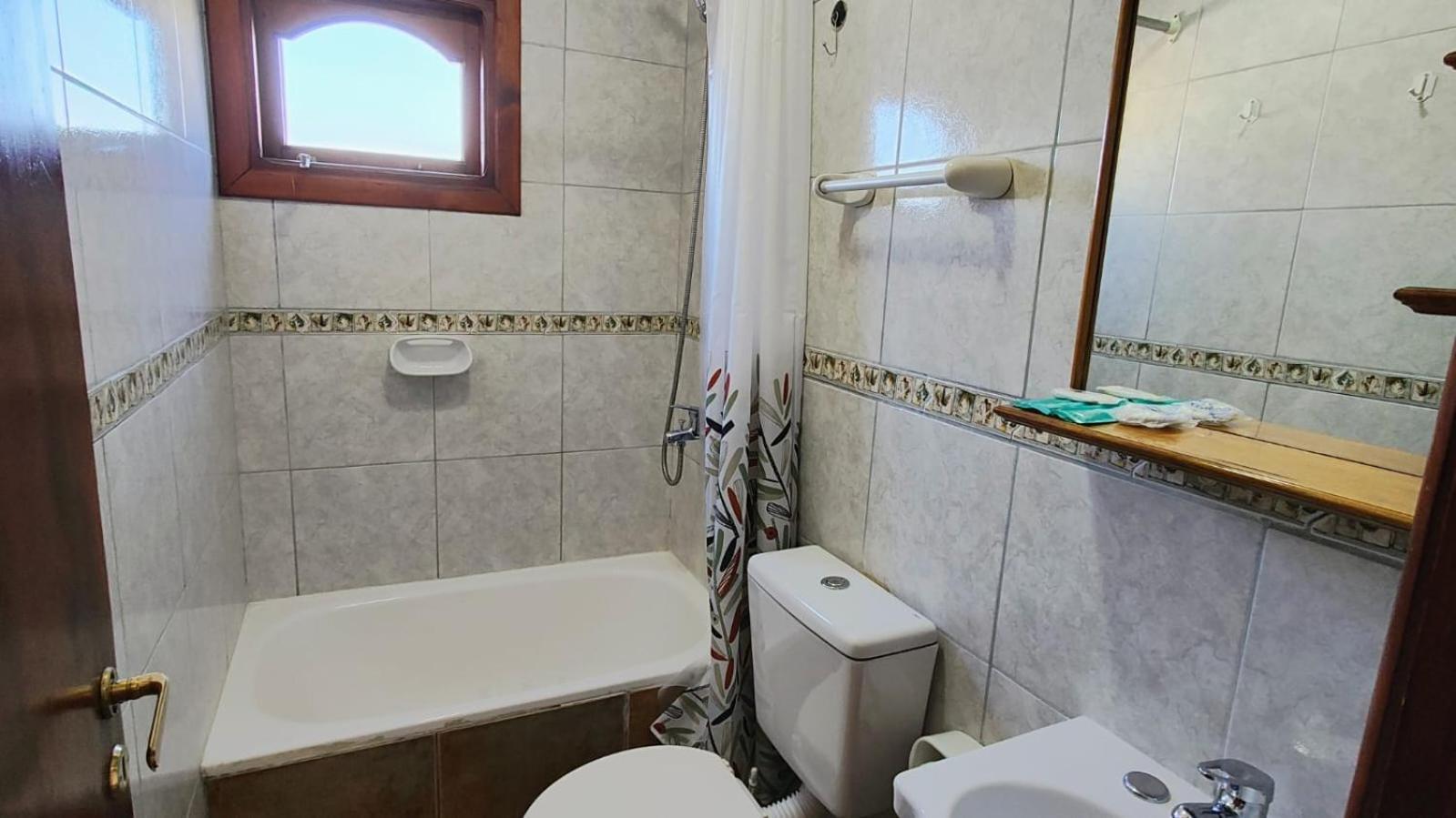 Habitación Individual con baño privado