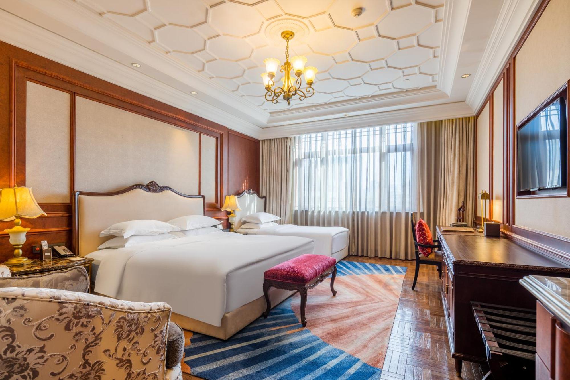 Donghu Family Room