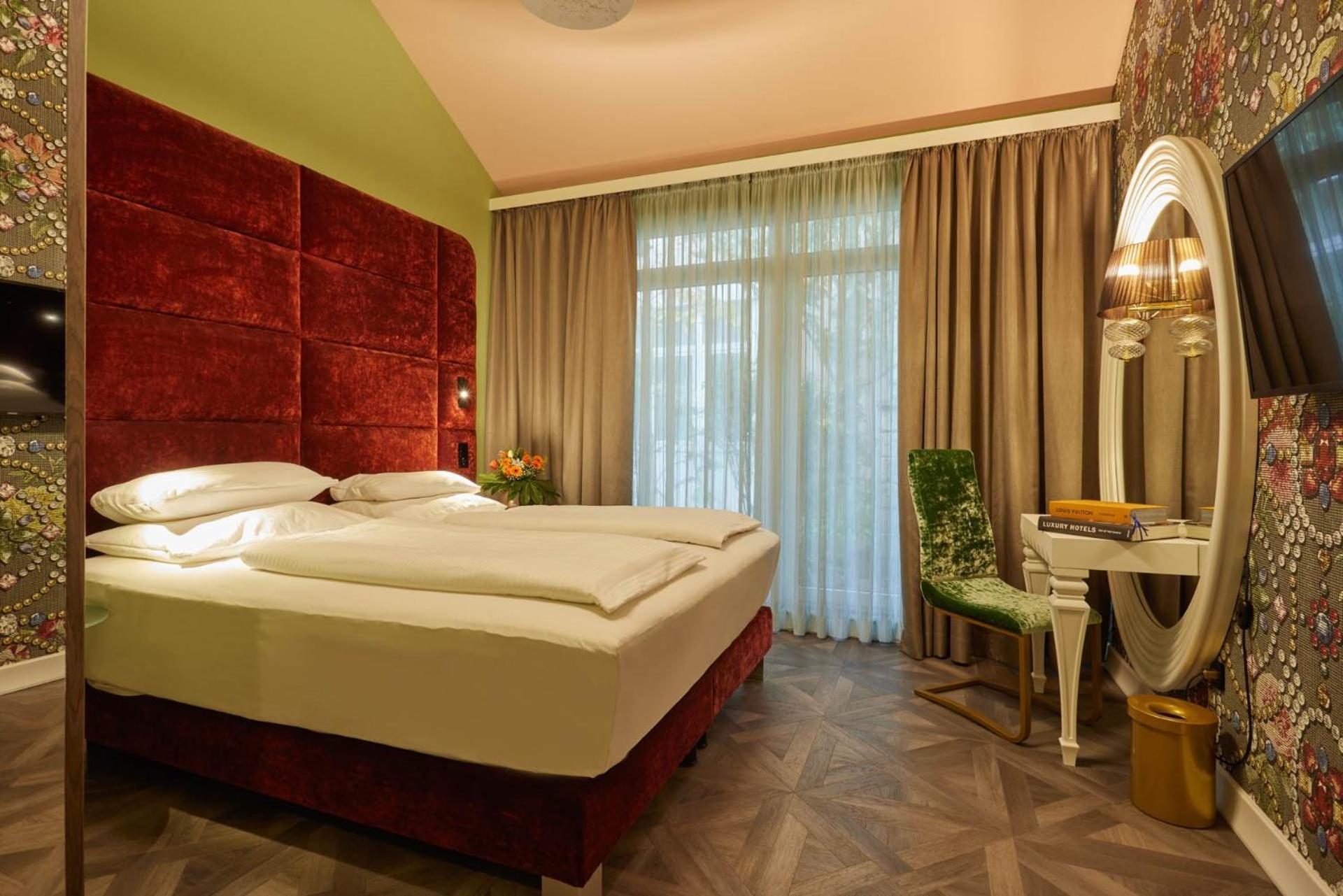 Grand Deluxe Double Room