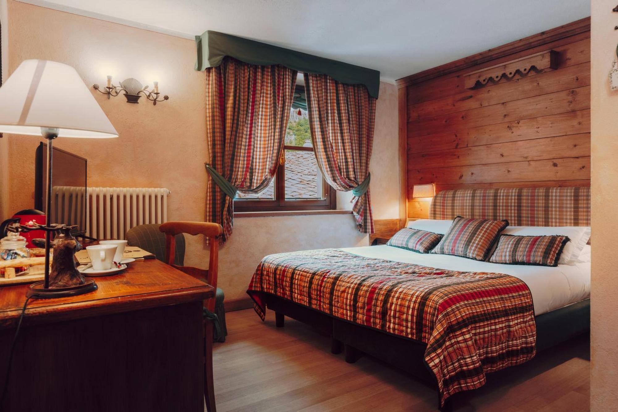Comfort Doppel-/Zweibettzimmer