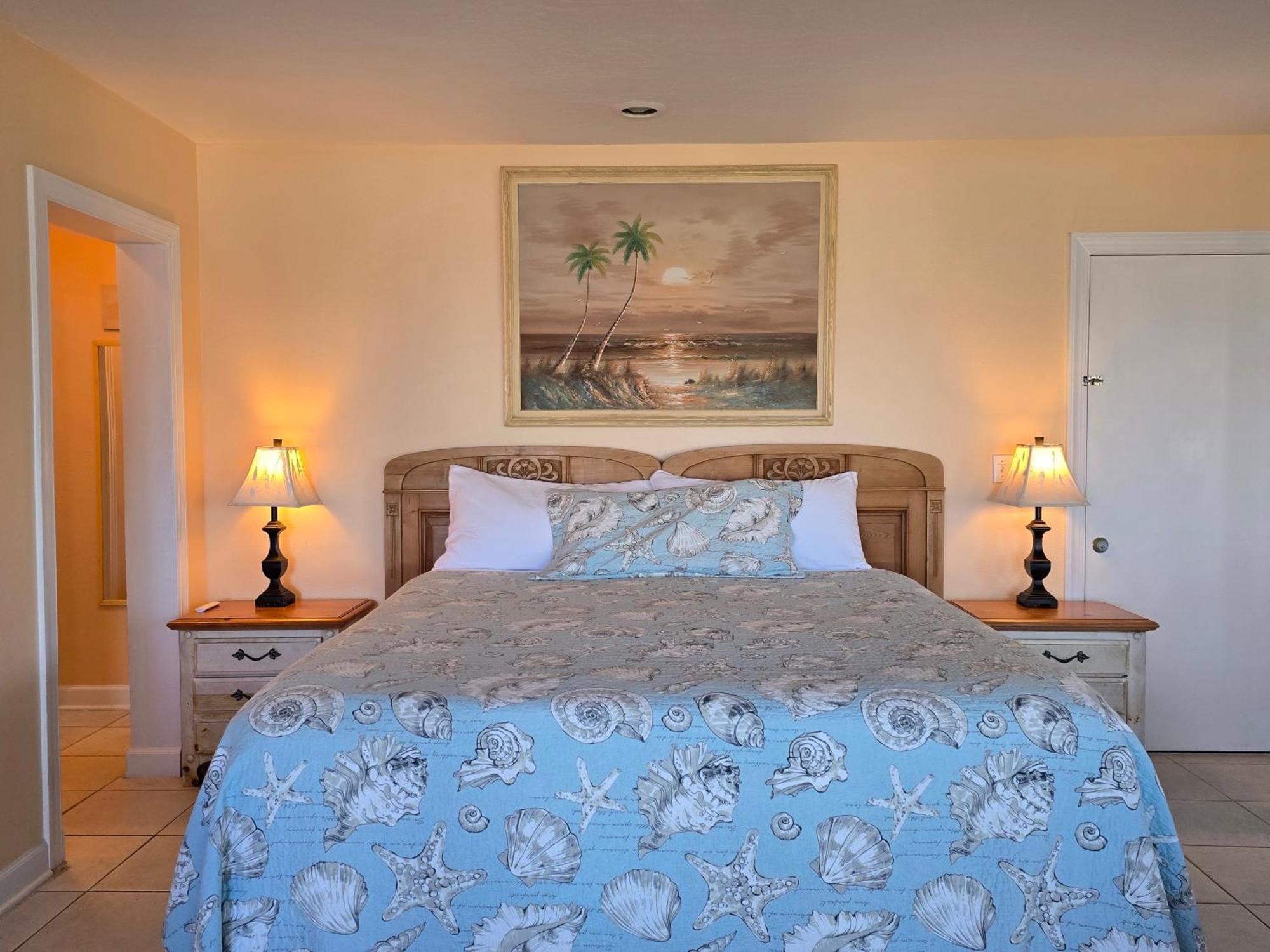 Oceanfront King Suite