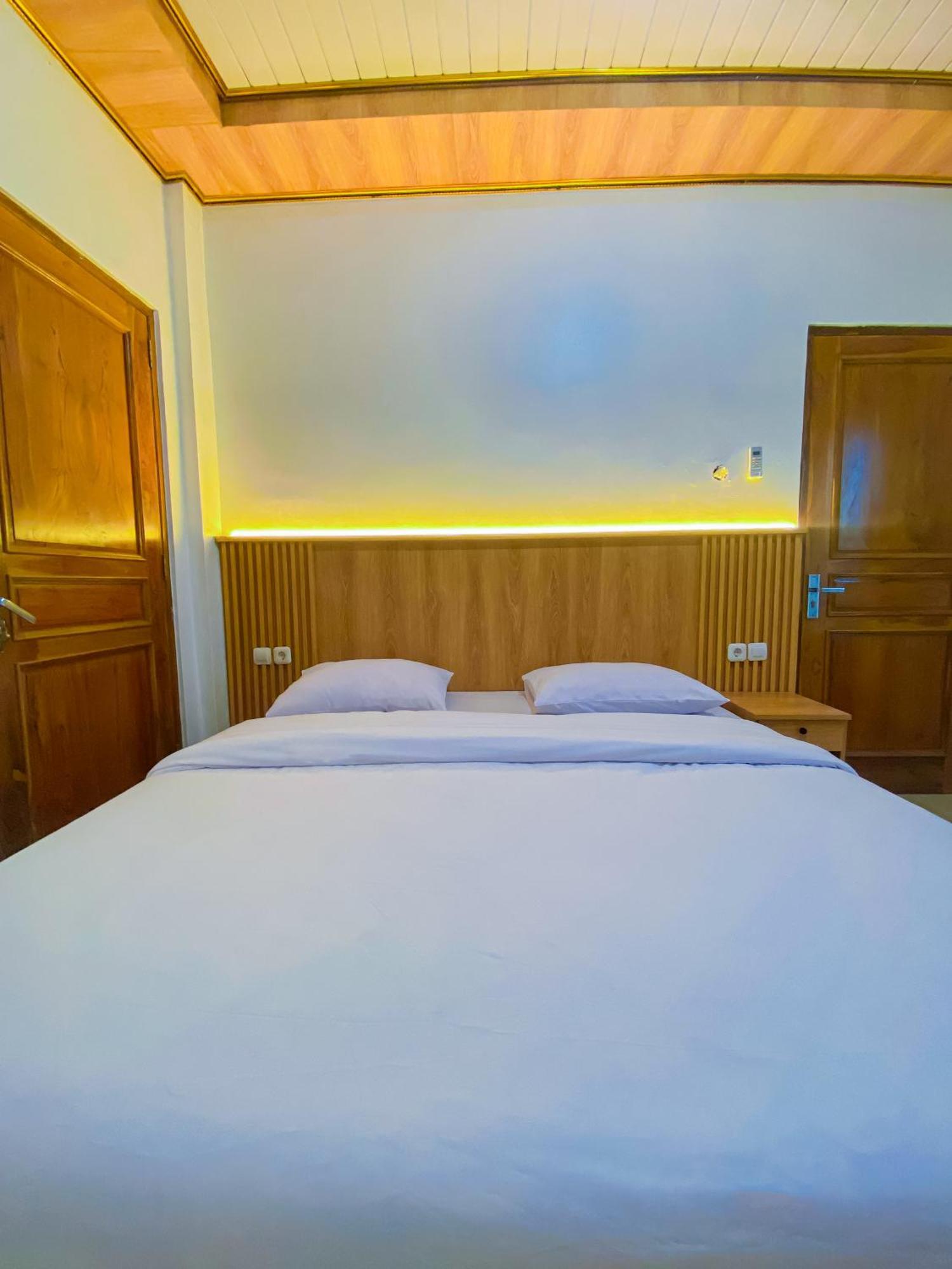 Superior Queen Room with Two Queen Beds