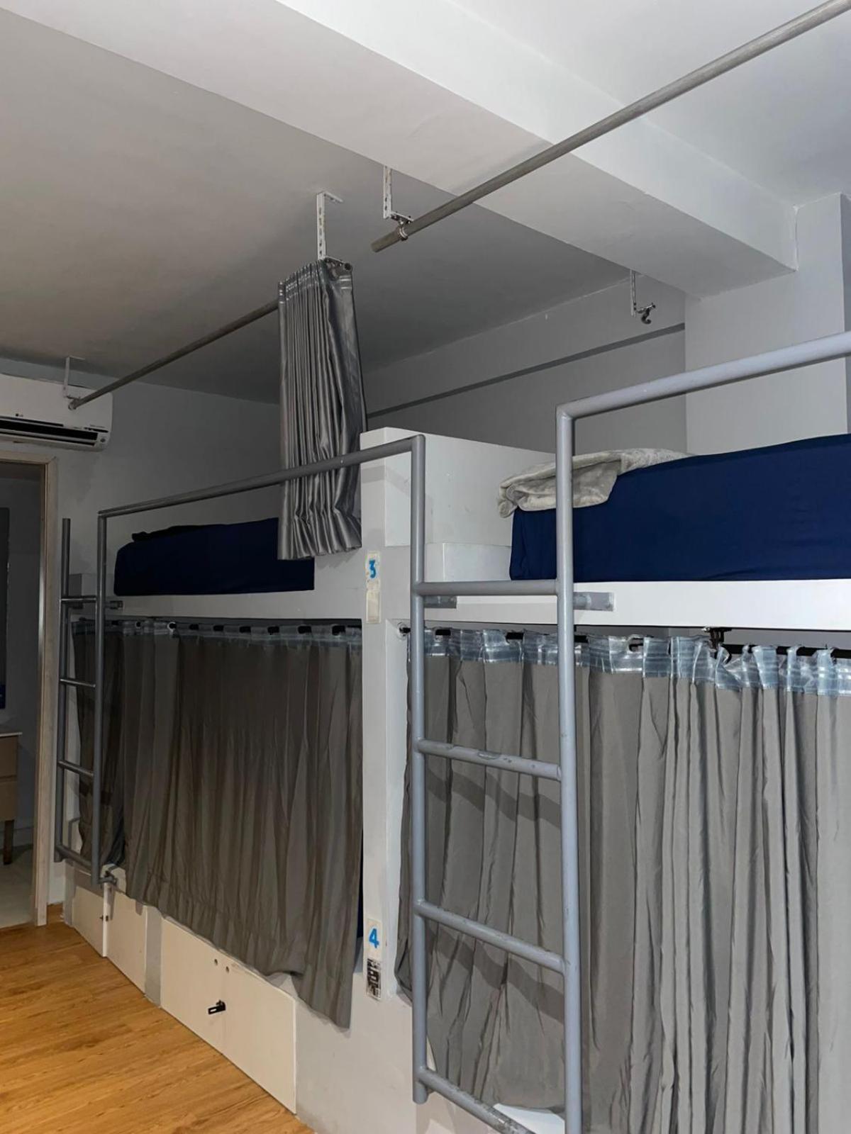 Cama em Dormitório Feminino com 6 Camas