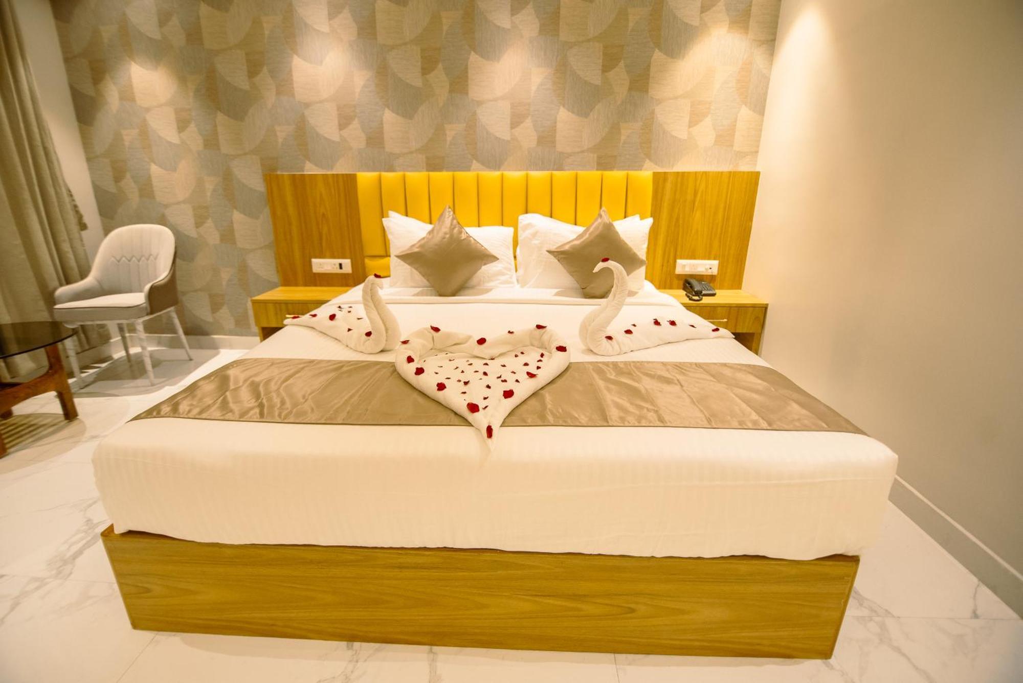 Superior King Room