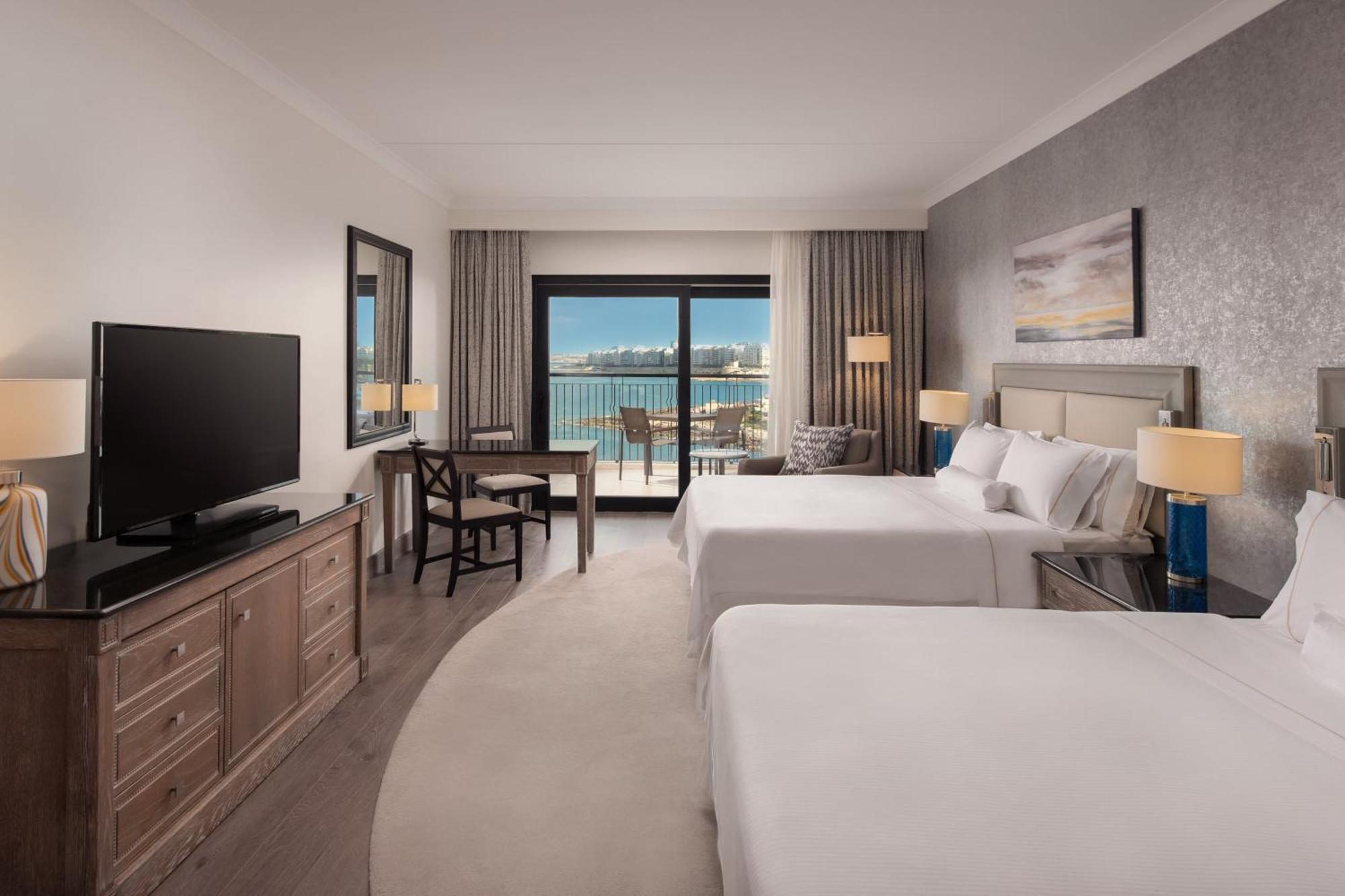 Chambre 2 Lits Queen-Size avec Accès Club Exécutif - Vue sur Mer