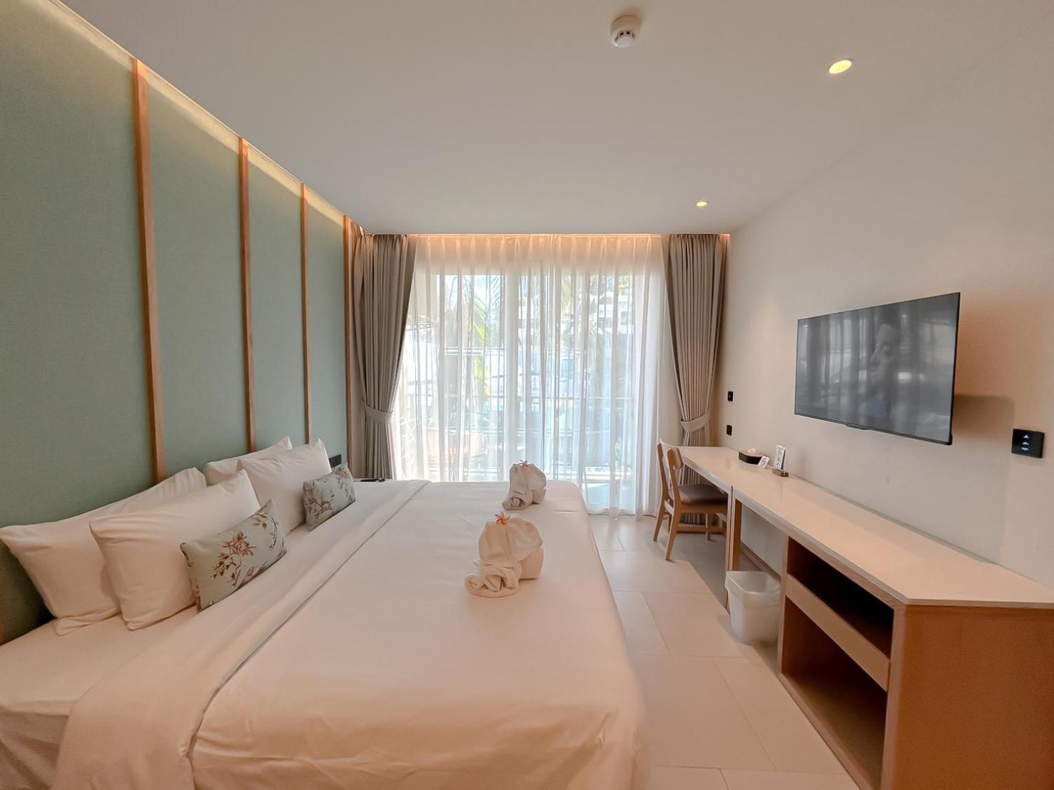 Suite 1 Chambre - Vue sur Piscine