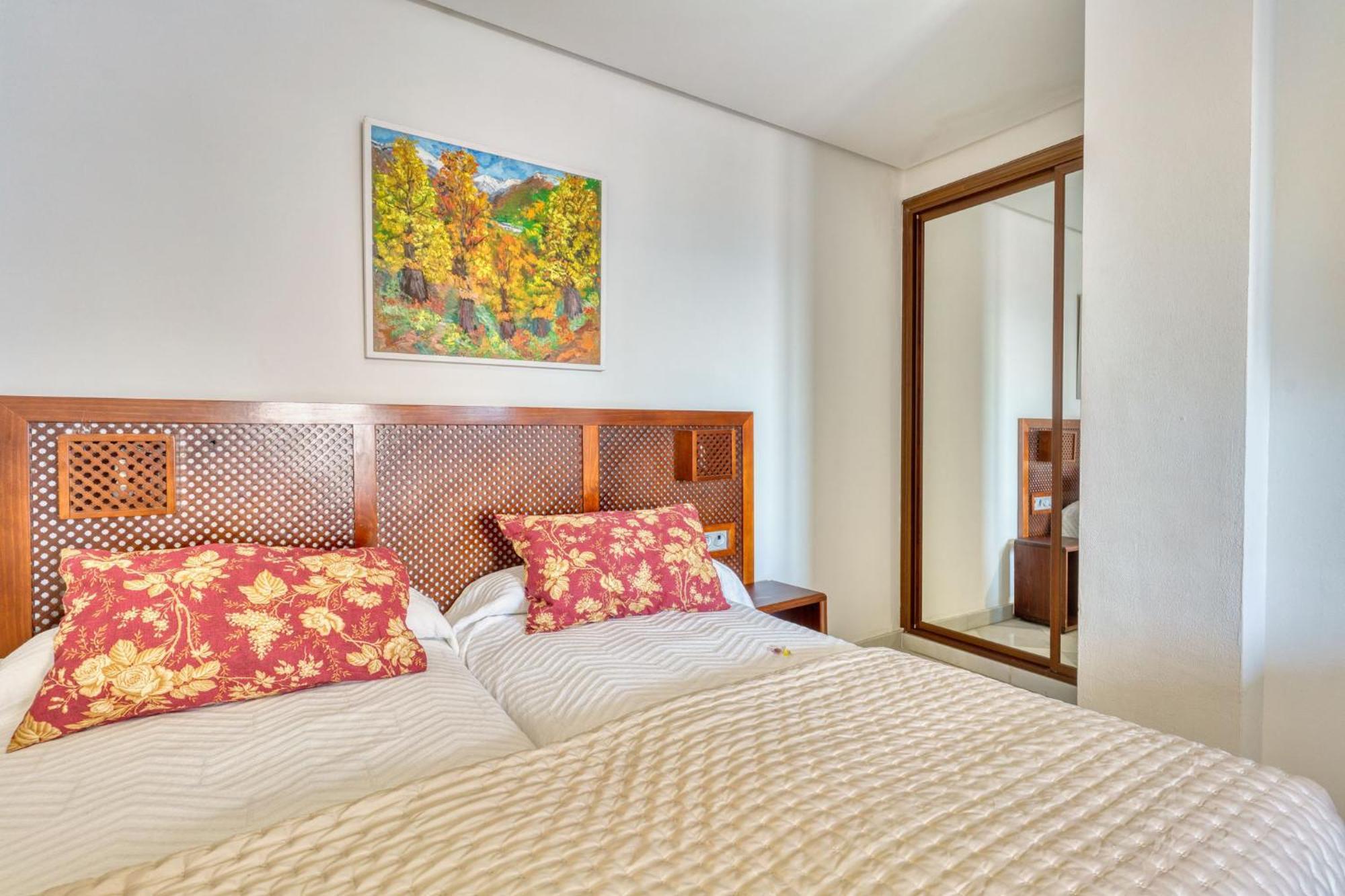 Triple Room with City View