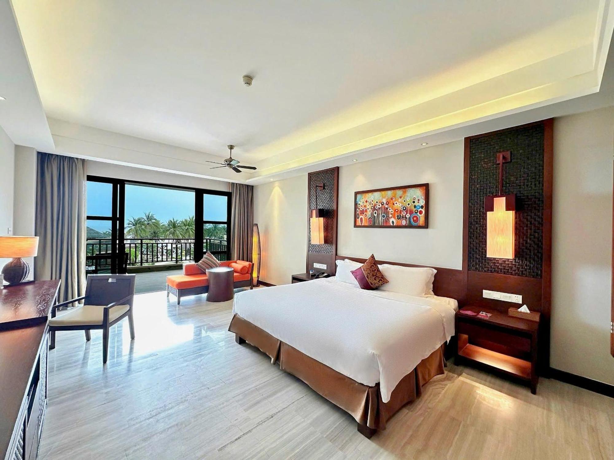 Premier Double Room Balcony Garden View