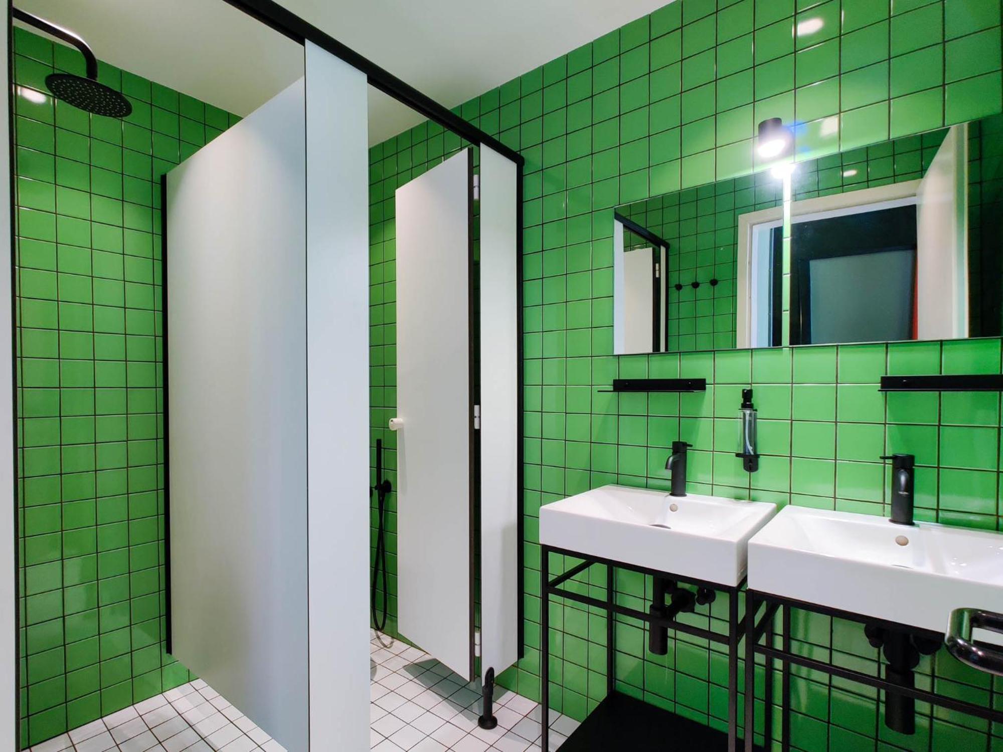 Habitación Compartida Mixta de 6 camas