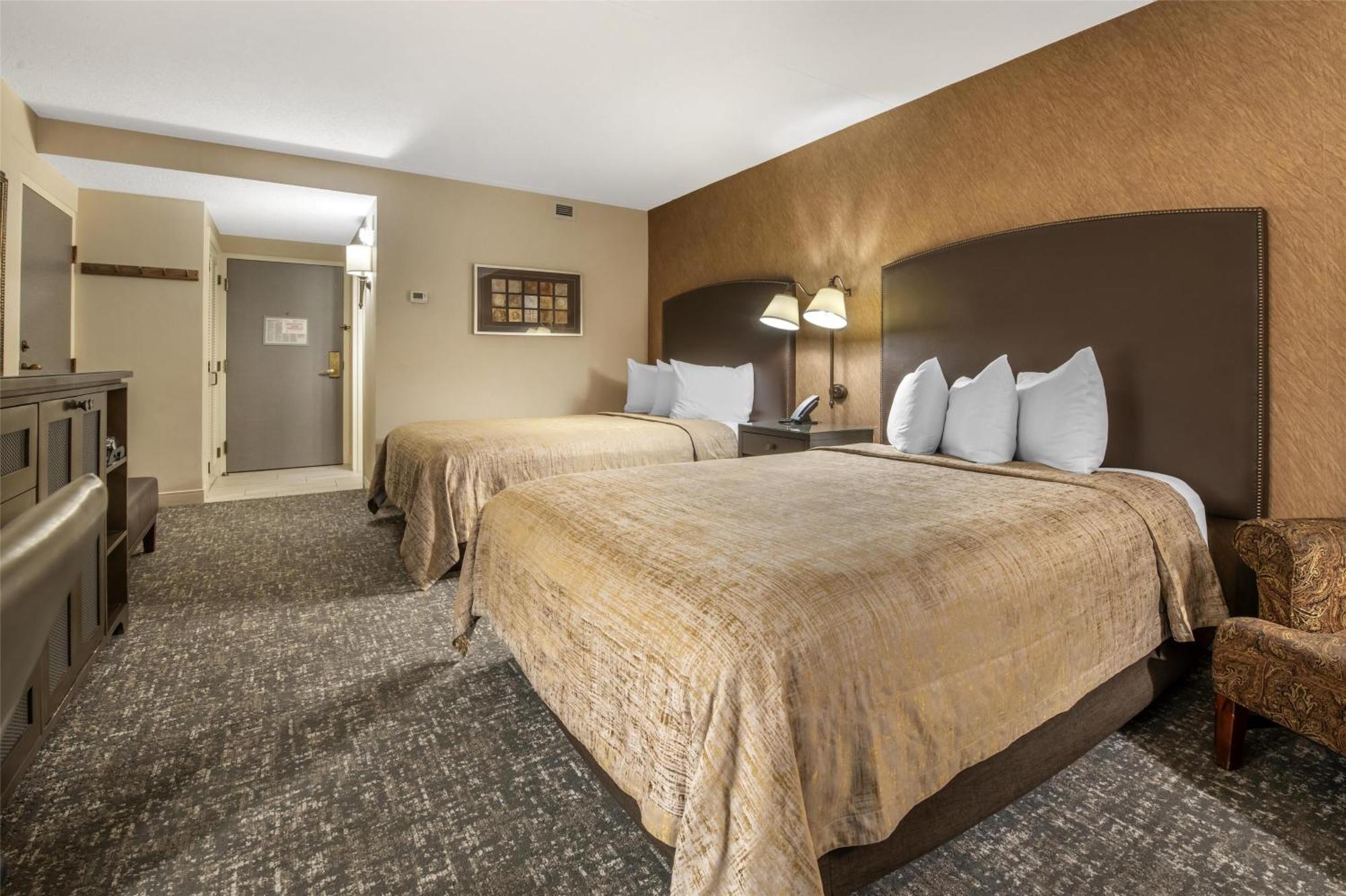 Double Room with Two Double Beds with Pool Access - Non smoking