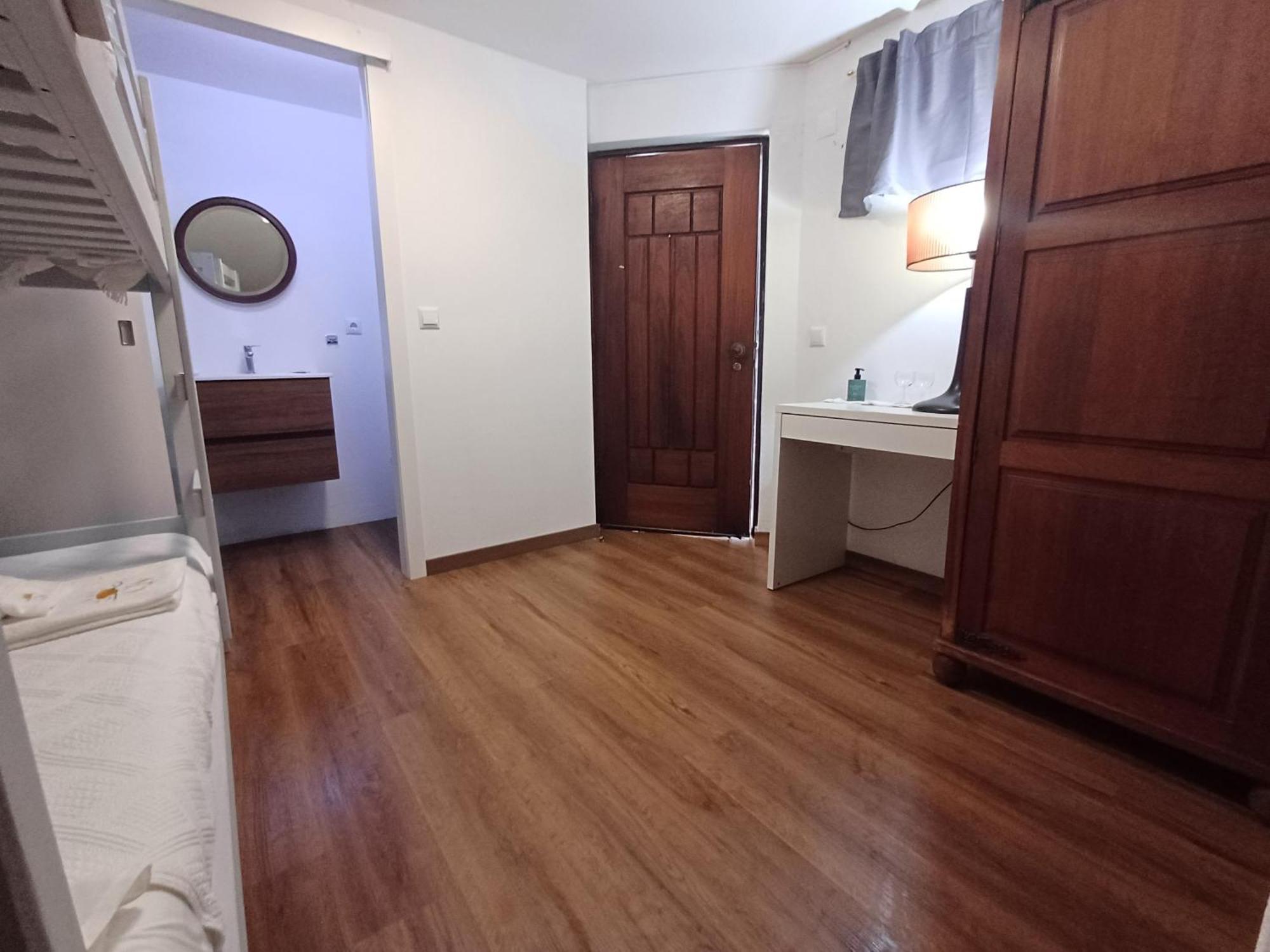 Habitación Compartida Mixta