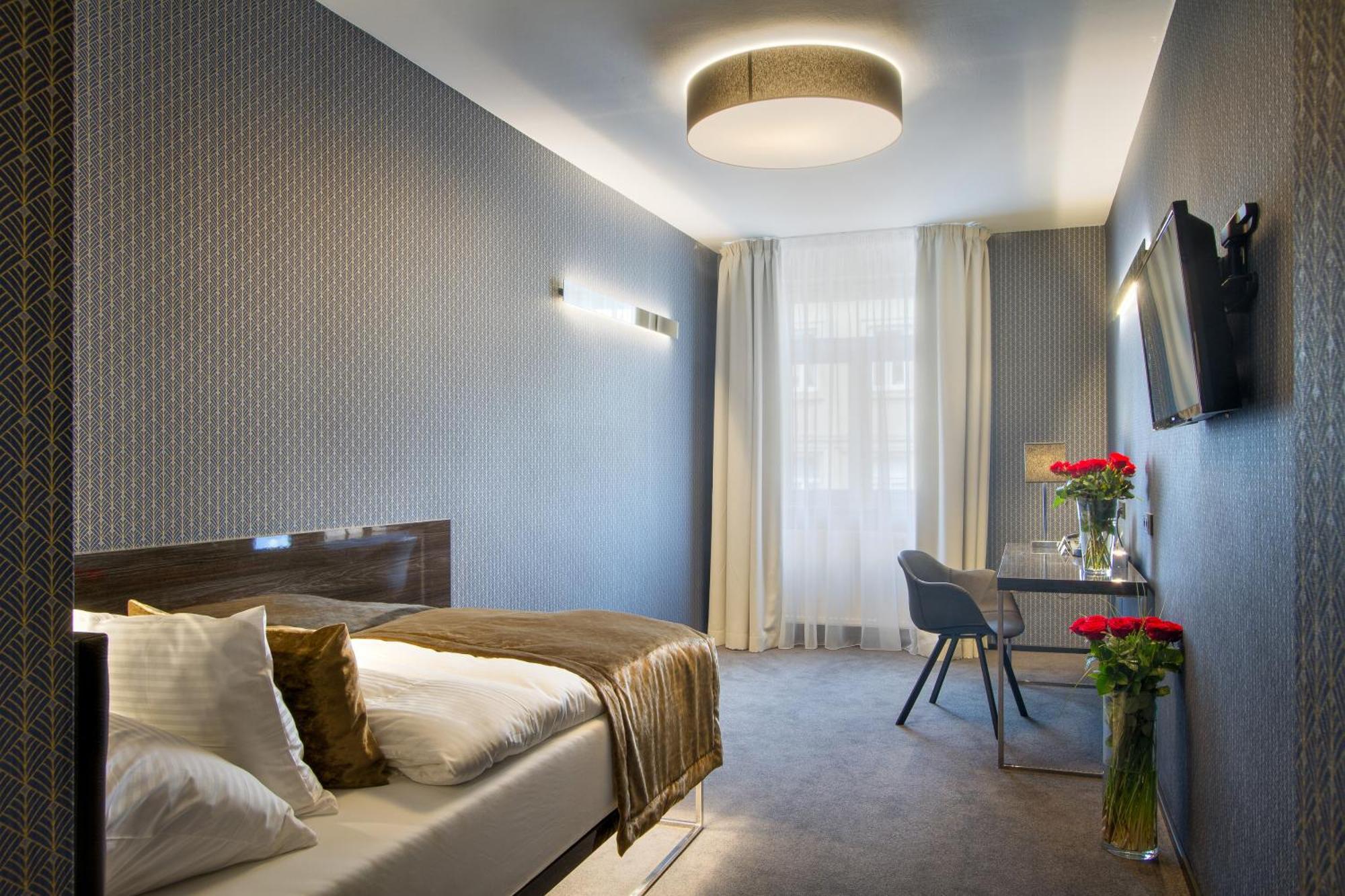 Standard Single Room