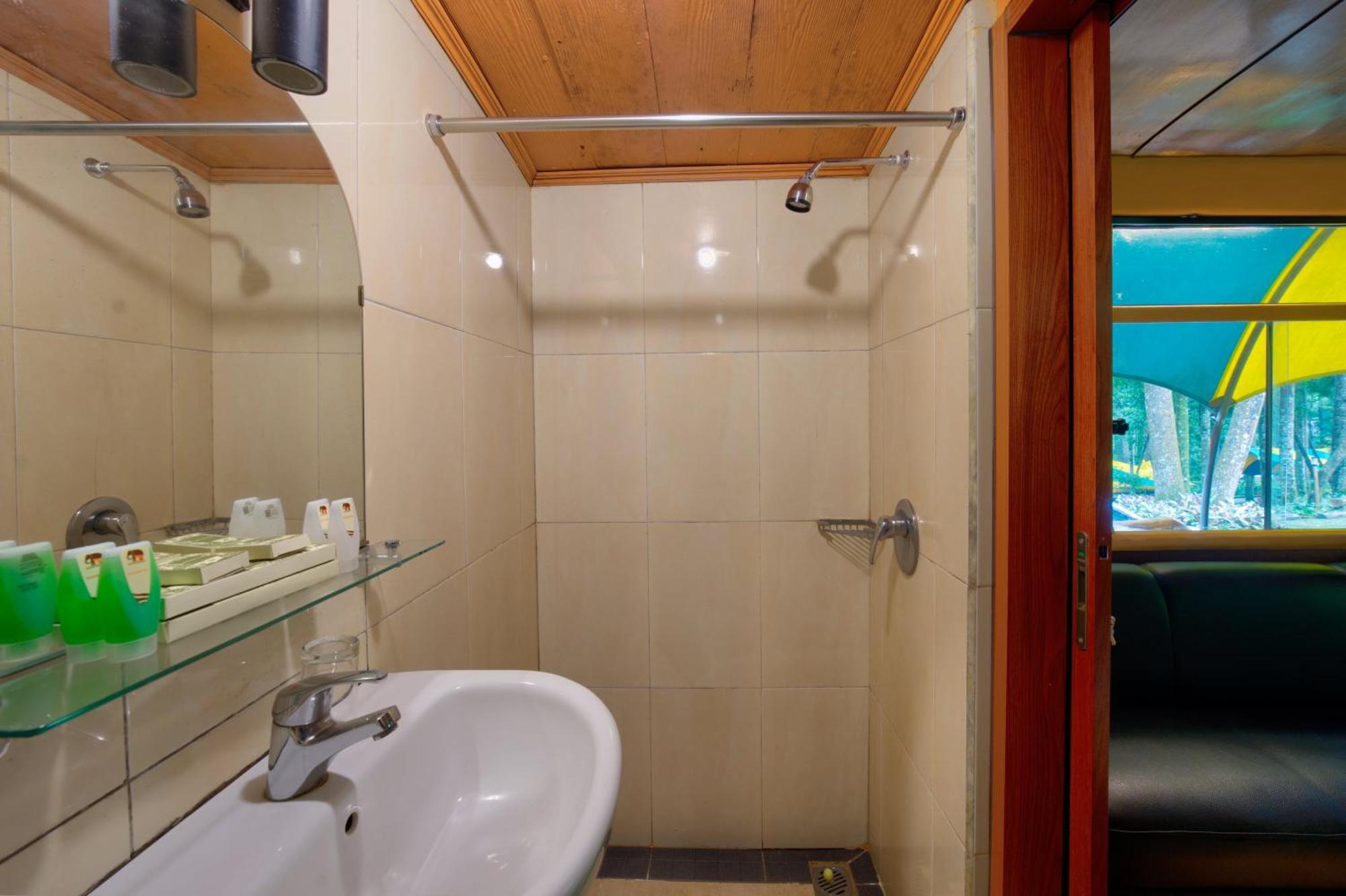 Caravan Quadruple Room