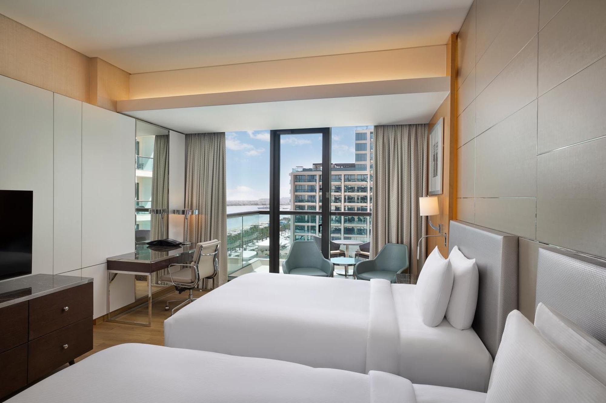 Two Double Beds Deluxe Room Sea View Balcony