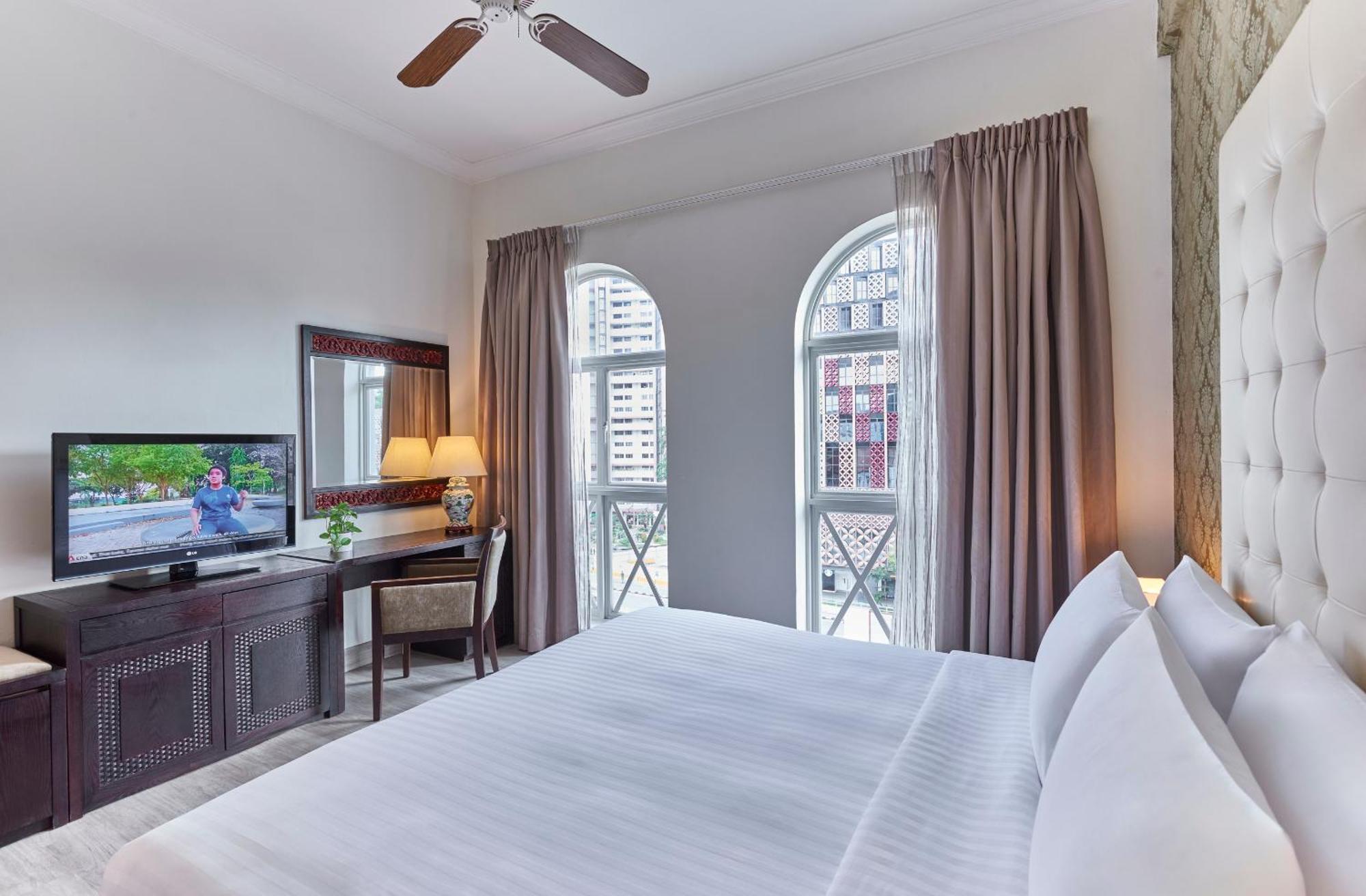 Deluxe Double or Twin Room