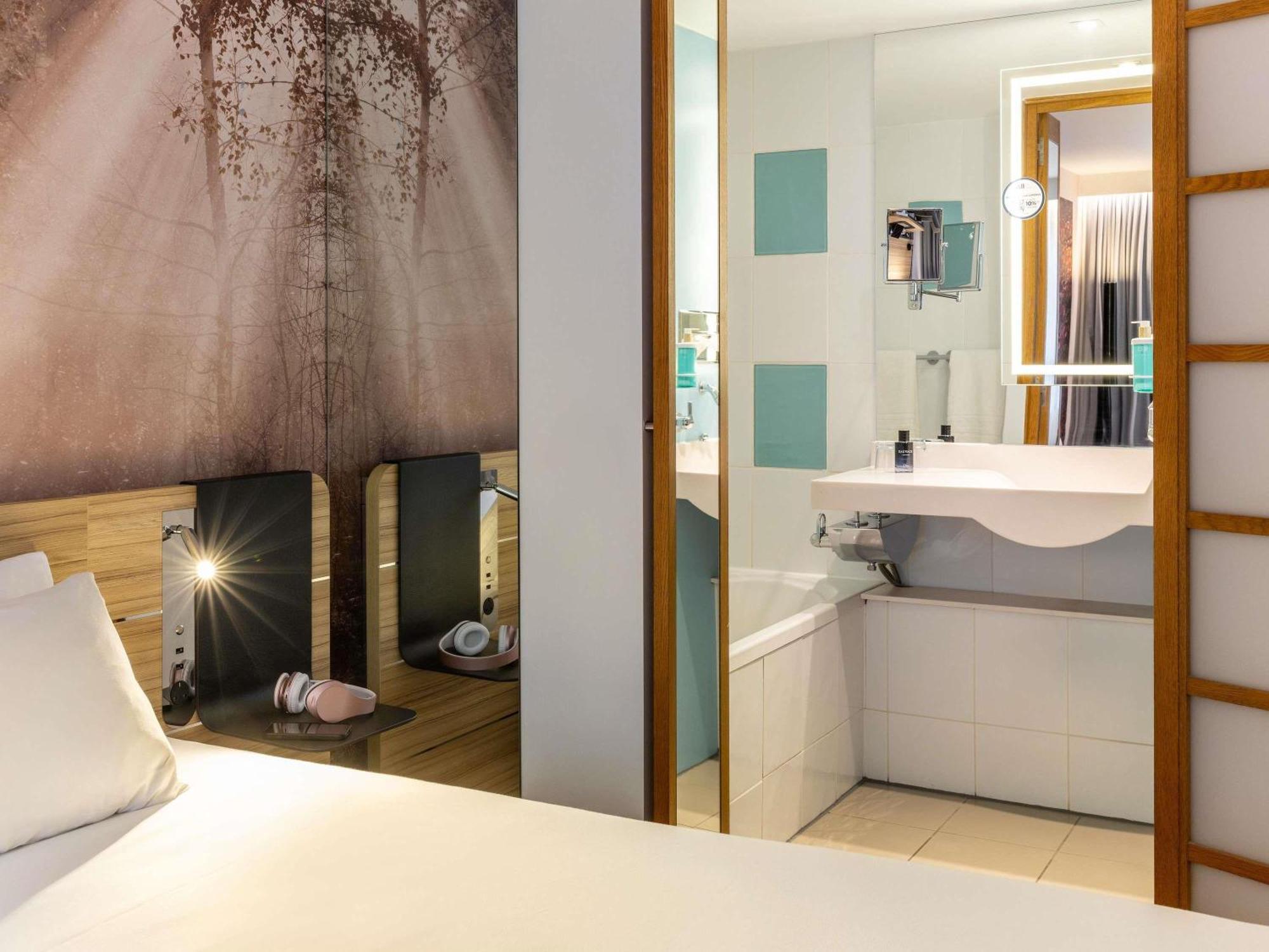 Chambre Lit Queen-Size Standard avec Canapé