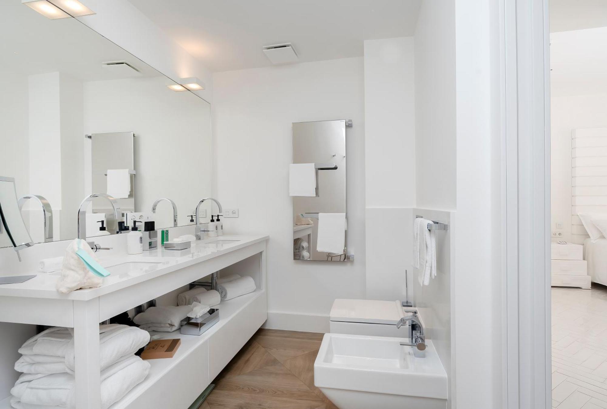 Double or Twin Room Terrace
