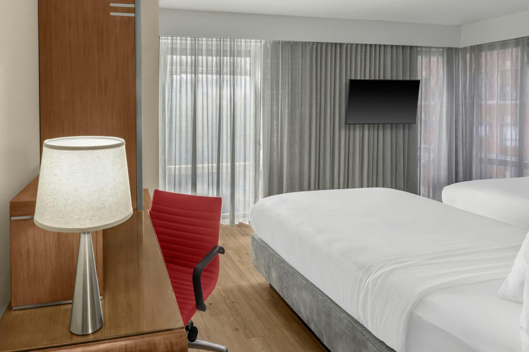 Doppelzimmer mit 2 Doppelbetten