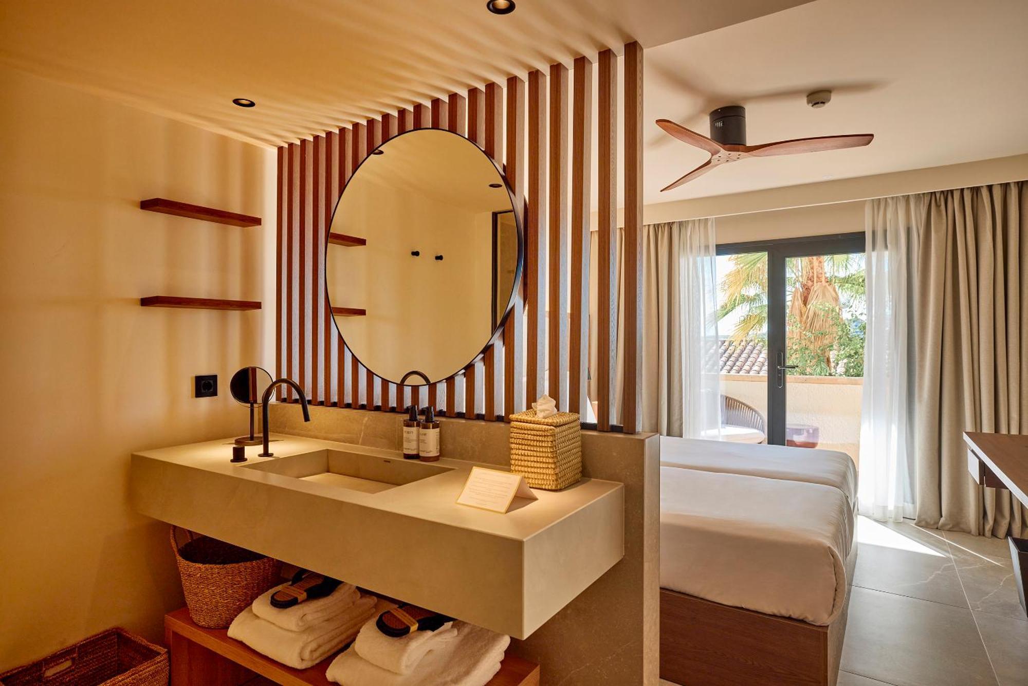 Flow Standard Double Room
