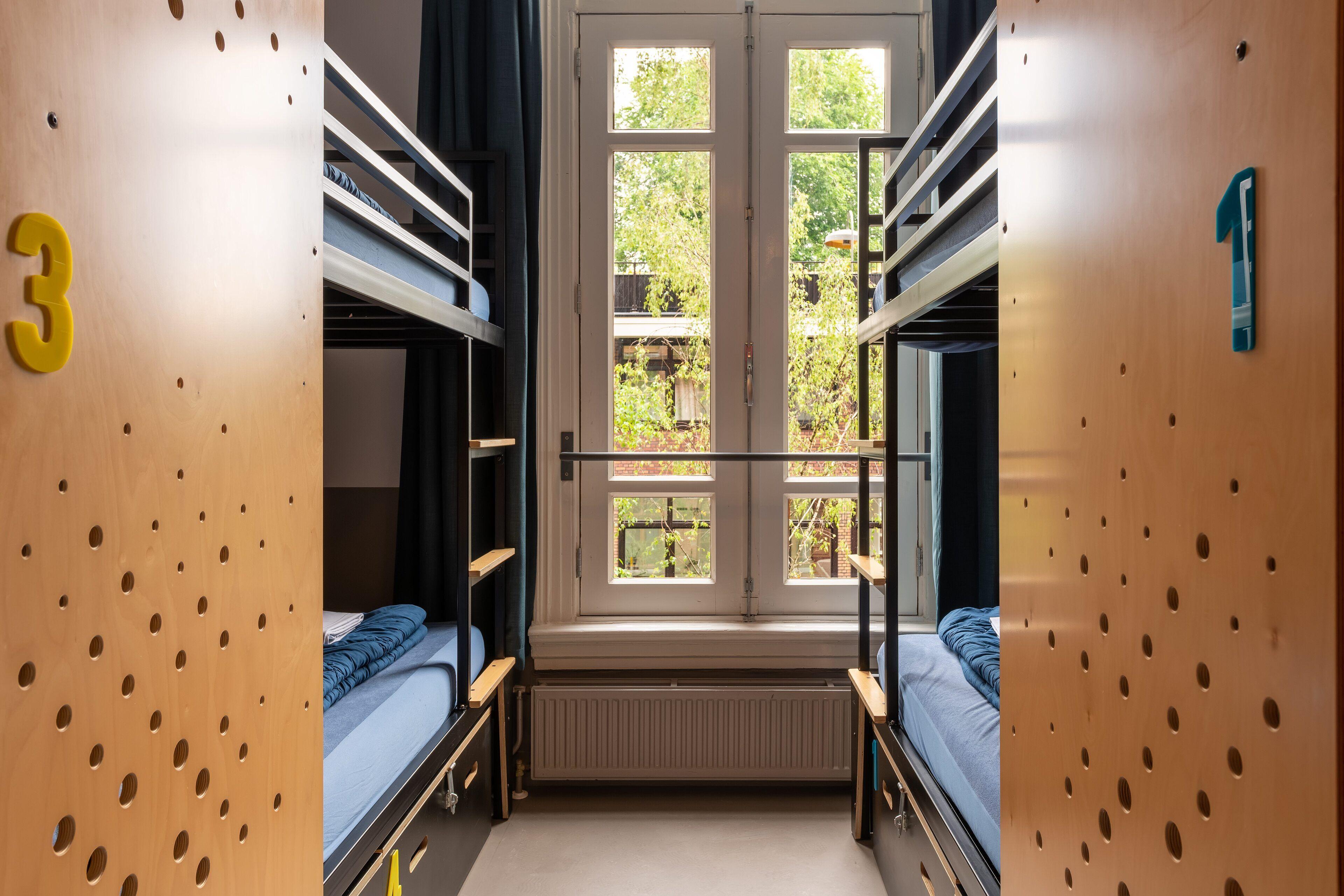 Bed 4-Bed Dormitory Room