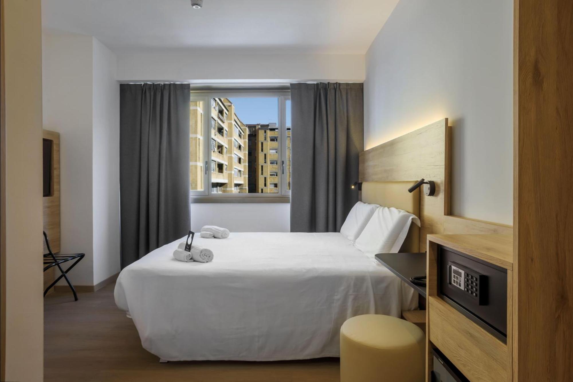 Double Room,1740019930:JPEG