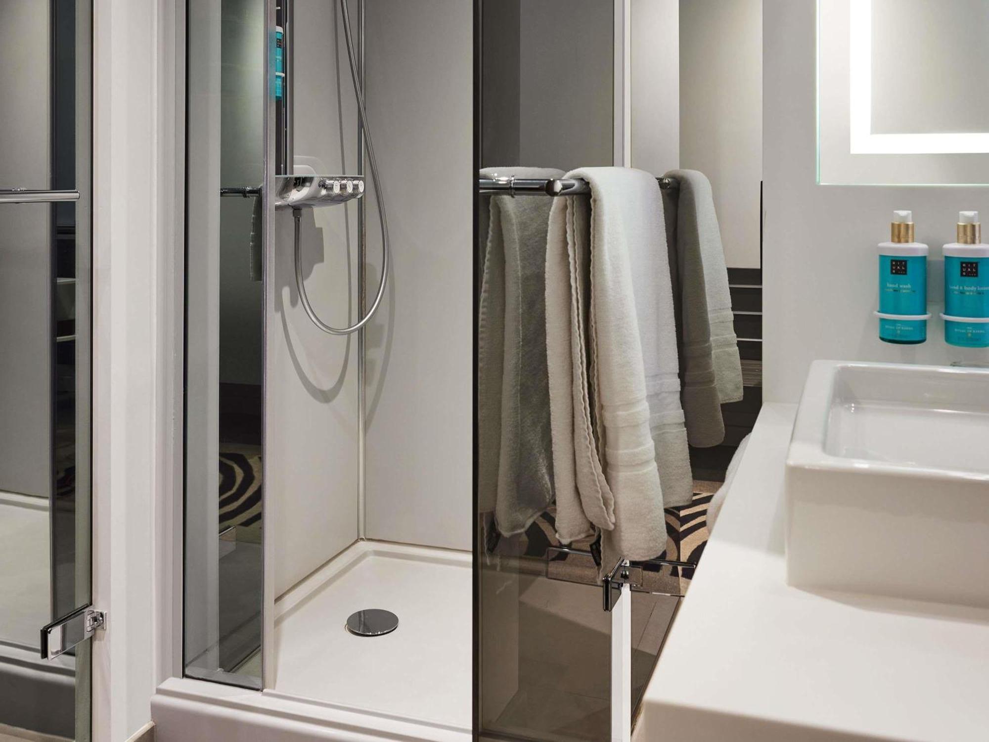 Chambre Exécutive - Vue sur Château