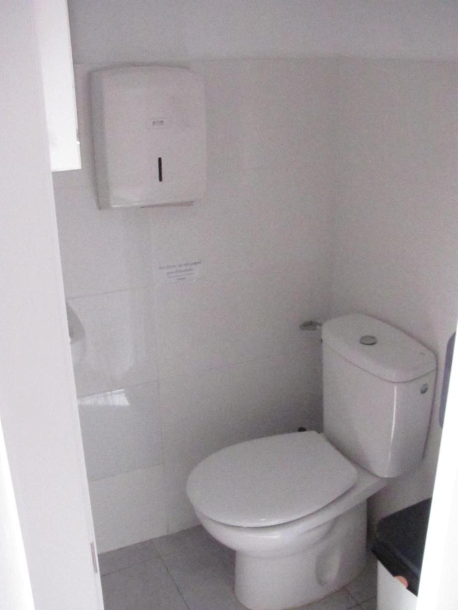 Single Bed 10-Bed Dormitory Room