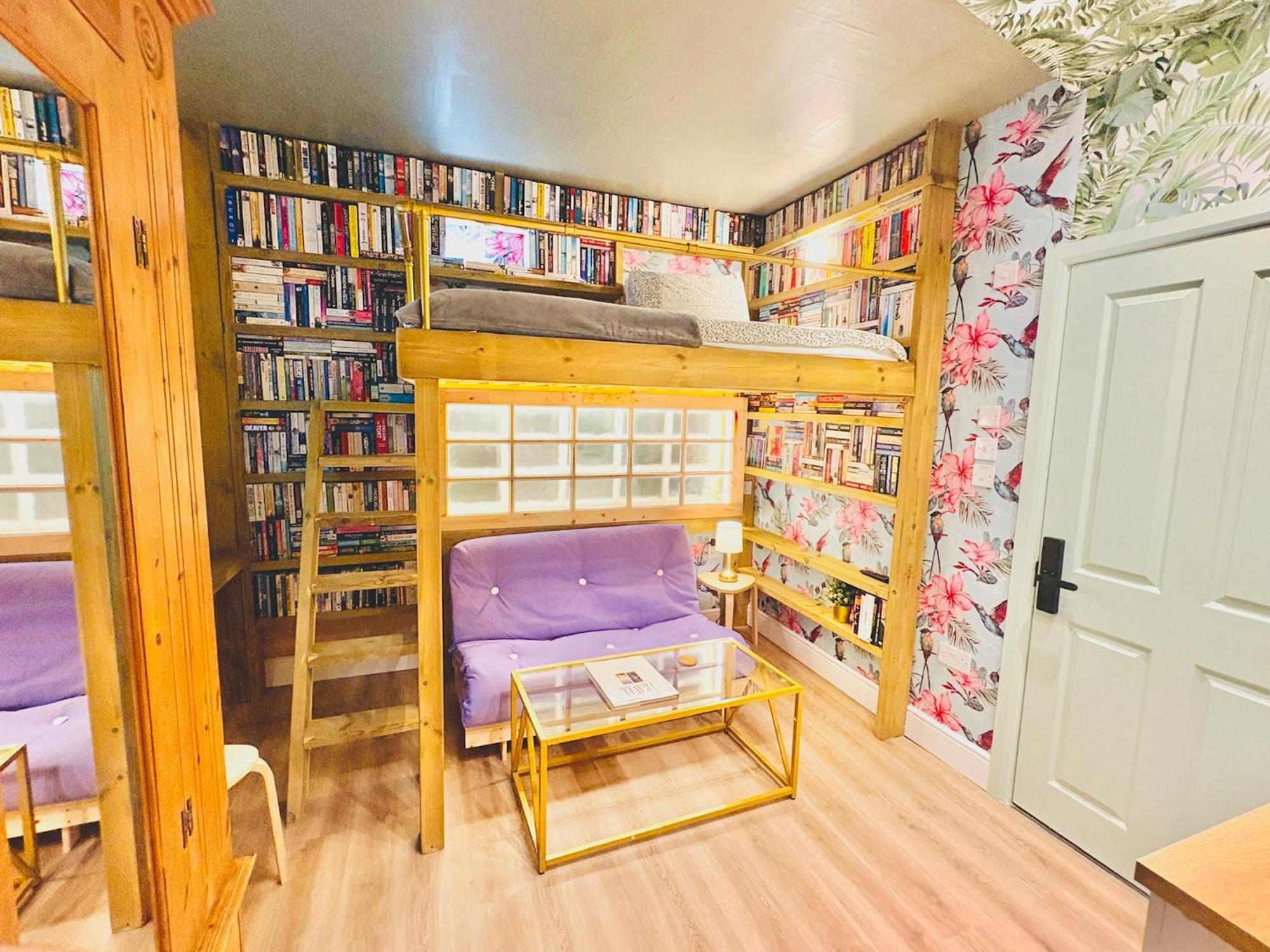 Superior Studio