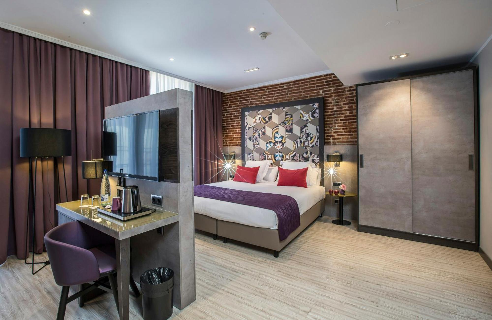 Quarto Duplo Deluxe