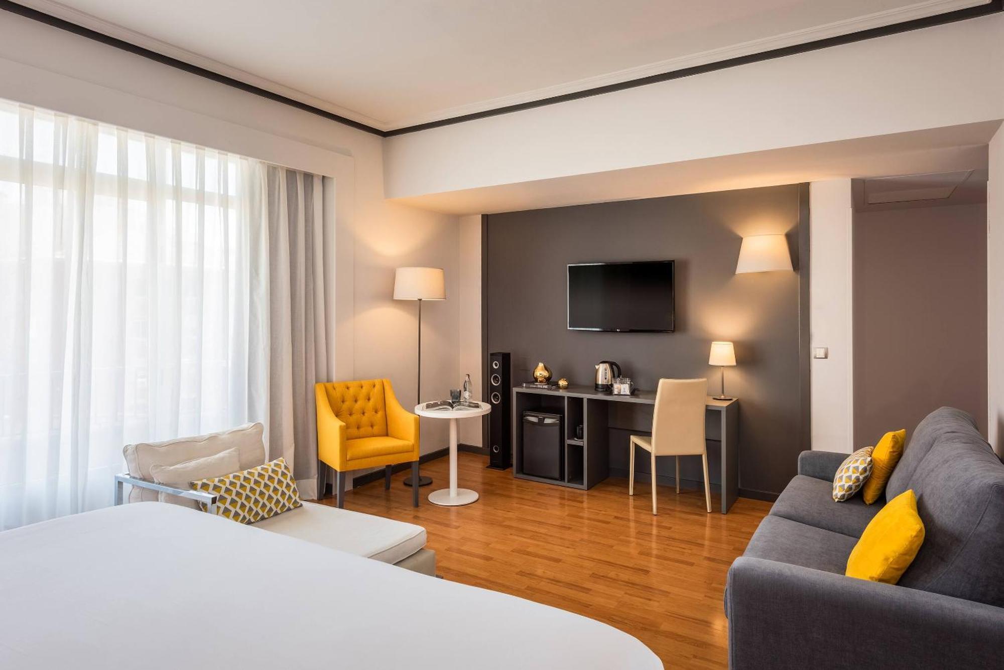 Premium King Room,1765152341:JPEG