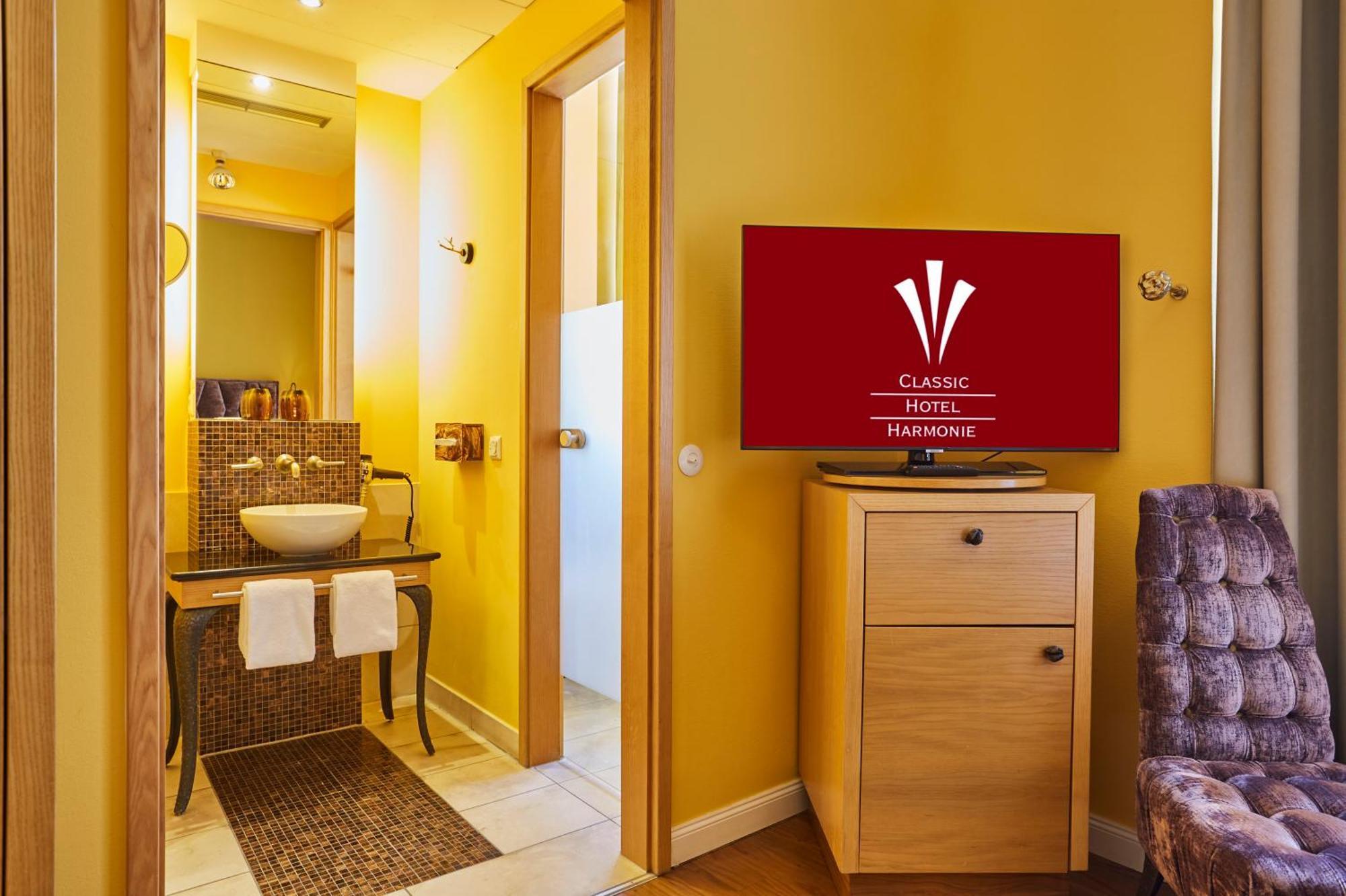 Deluxe Single Room