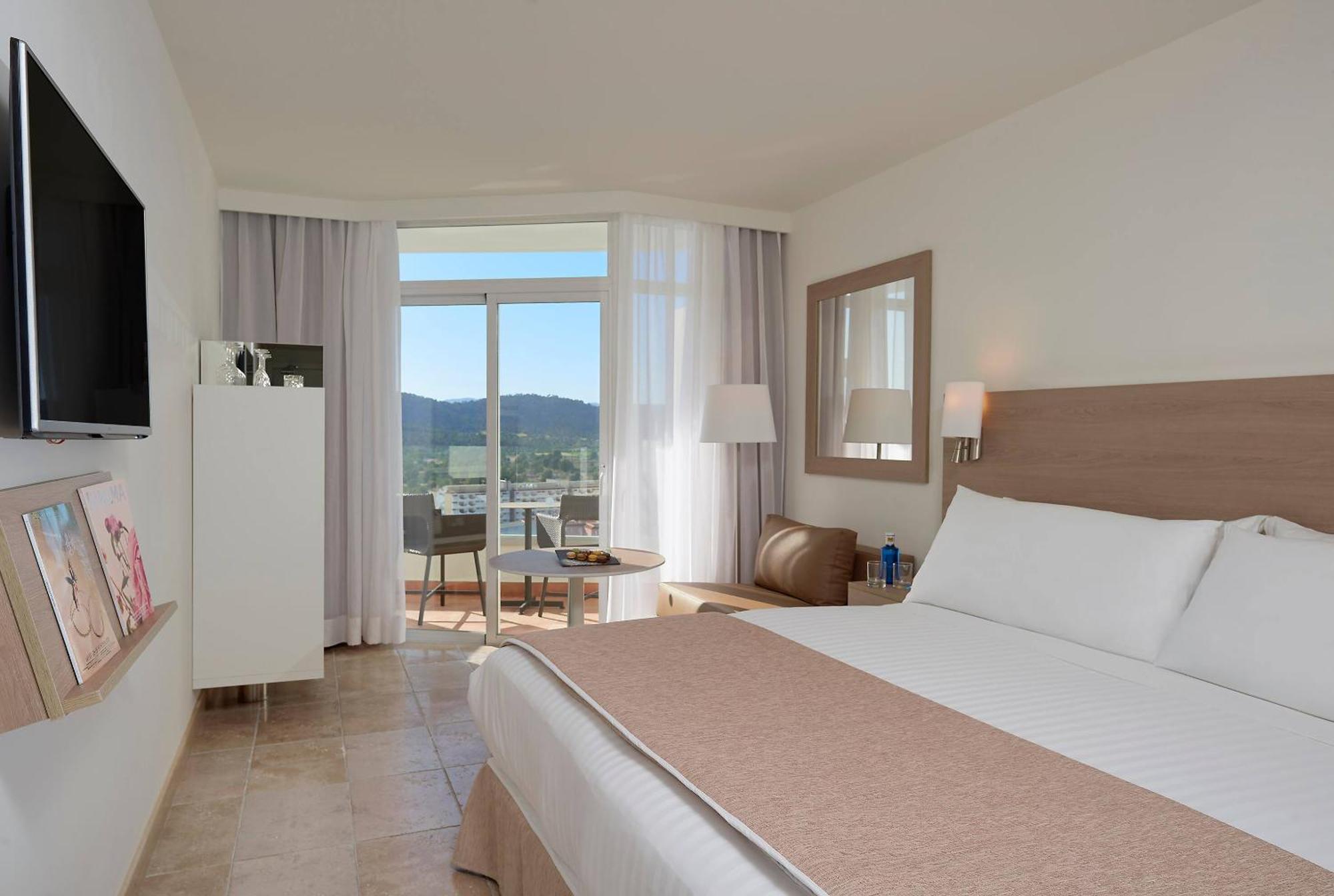 Meliá Guestroom,1765181843:JPEG