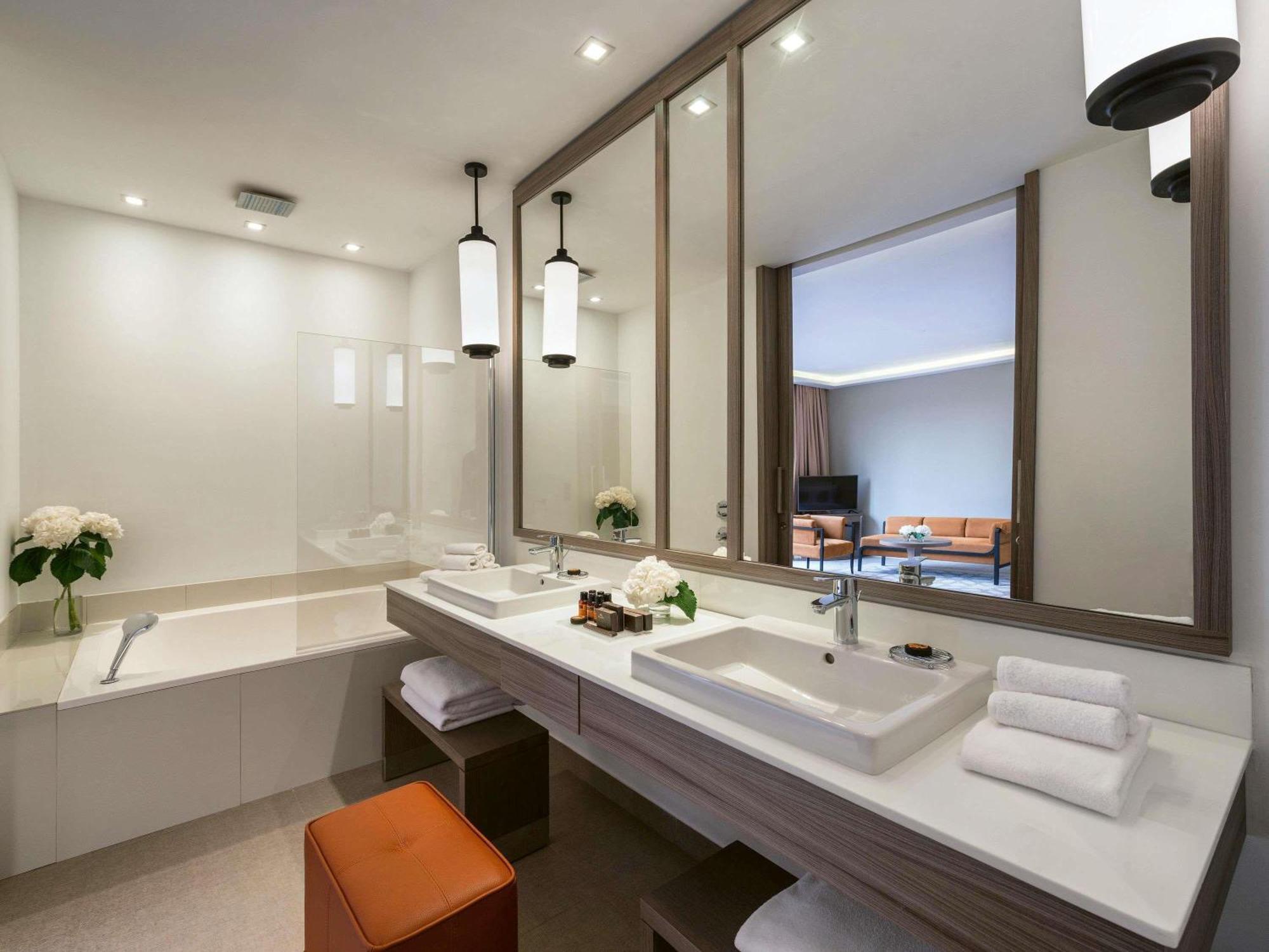 Quarto King Deluxe com Vista Jardim