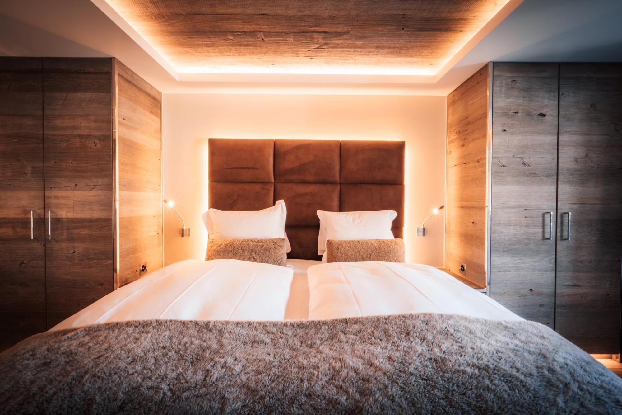 Premium Chic Room