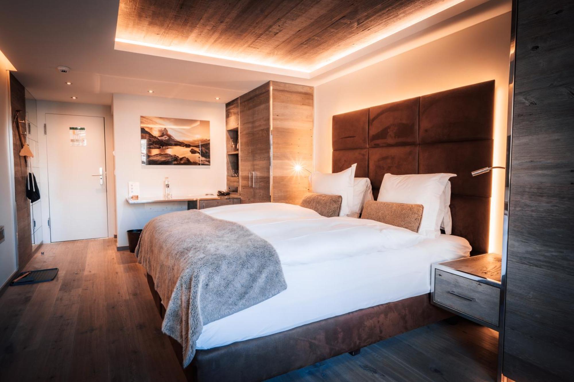 Premium Chic Room