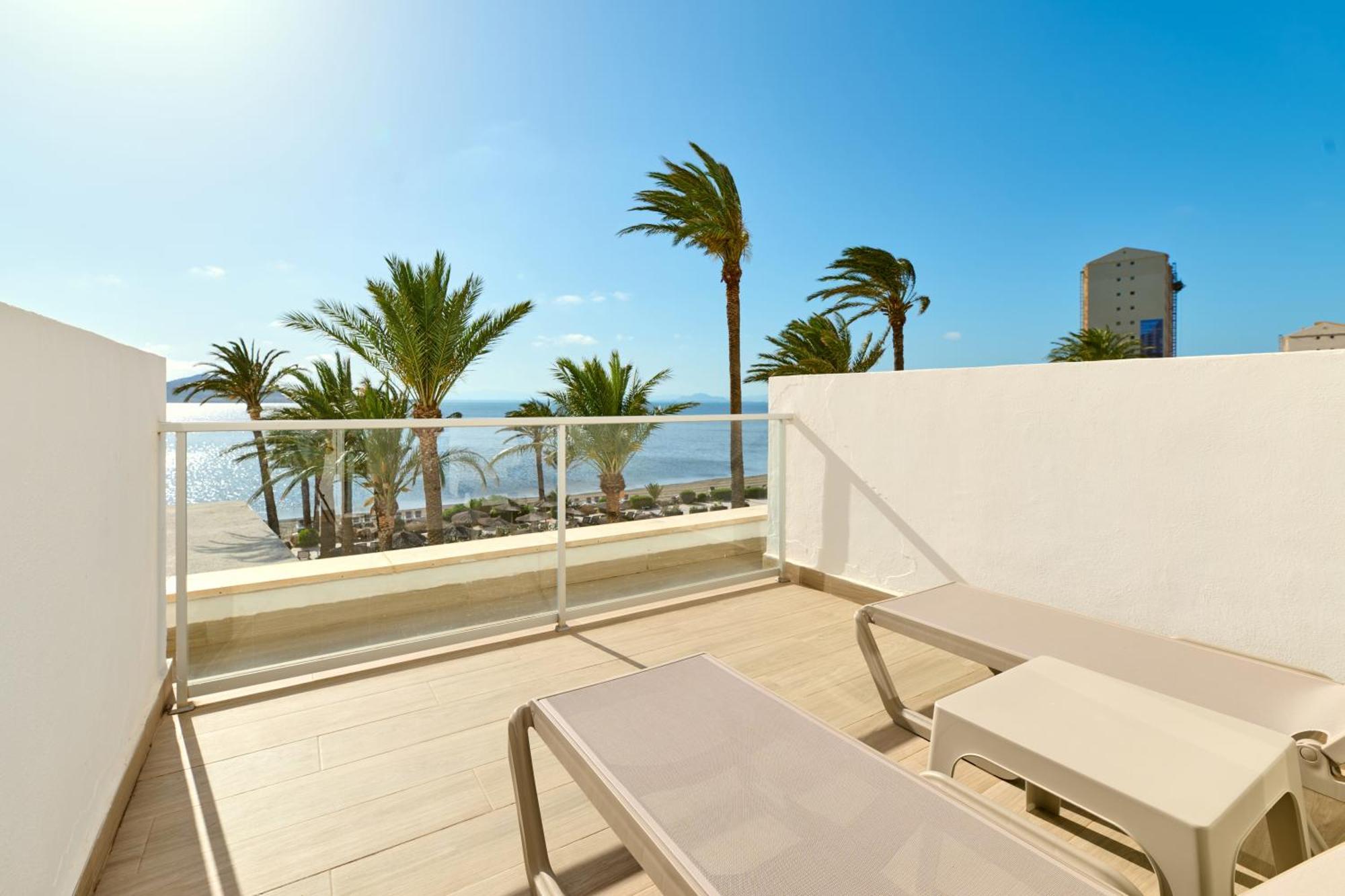 Superior Double Room Menor Sea View with Terrace