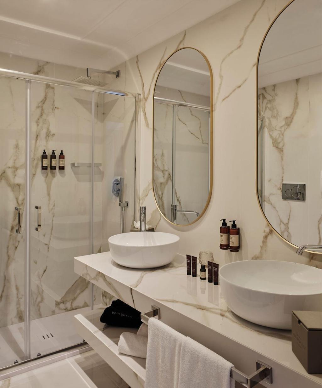 Superior Double or Twin Room with Sea View