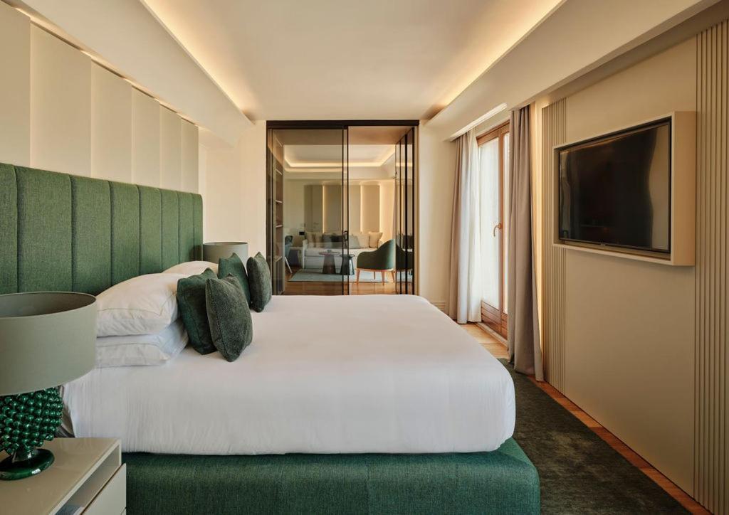 Suite with Sea View