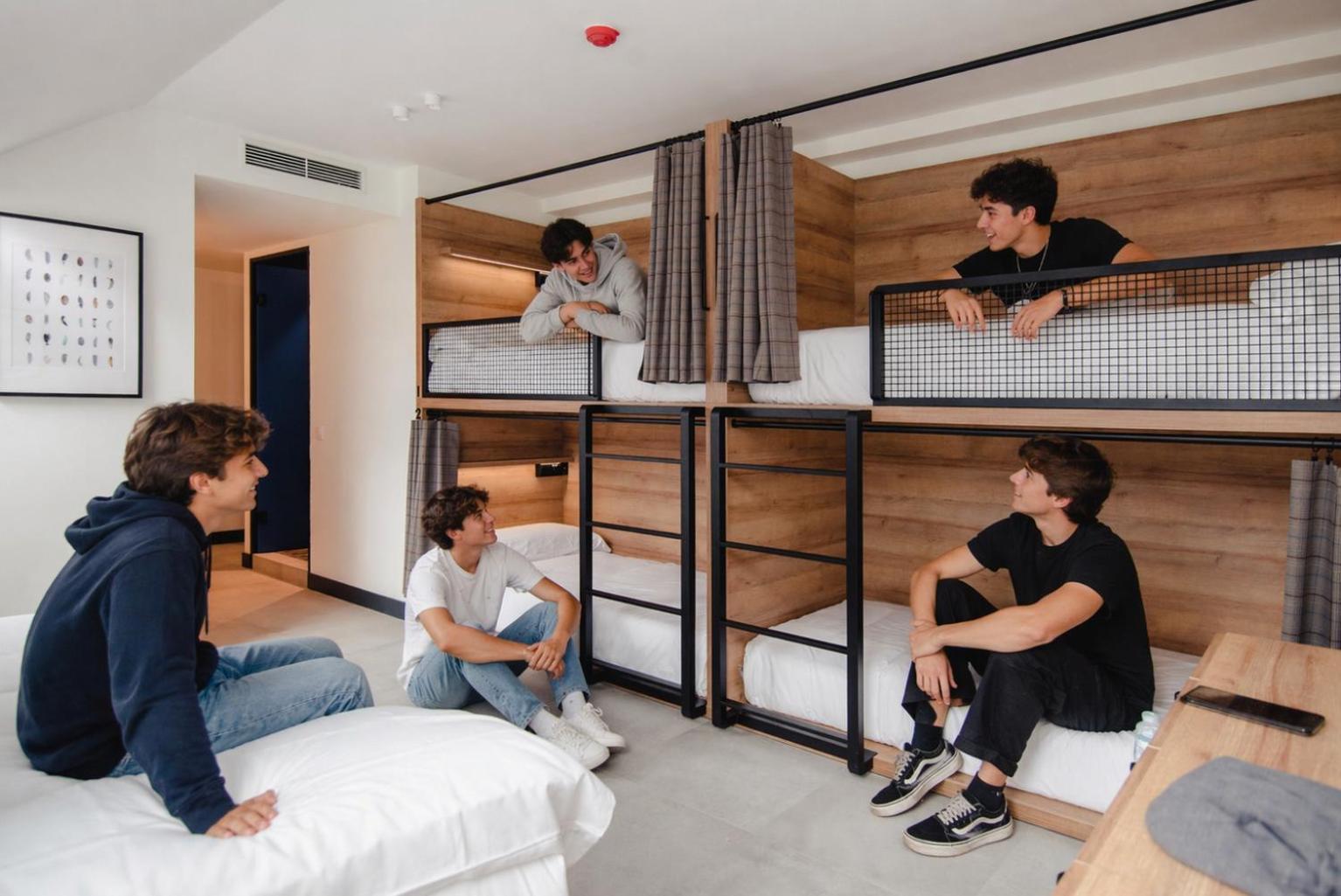 Bunk 5-Bed Mixed Dormitory Room