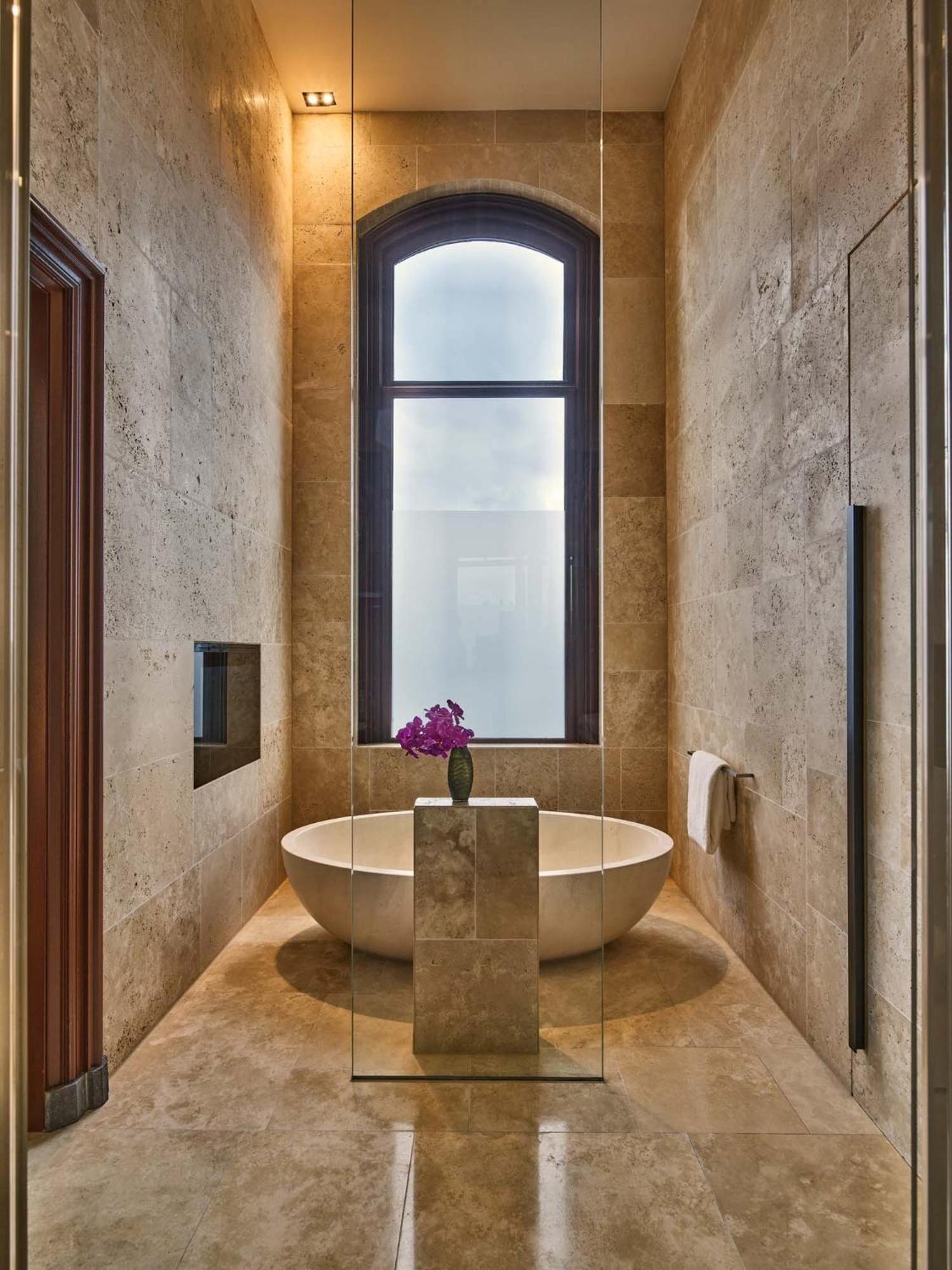 Van Baerle Suite